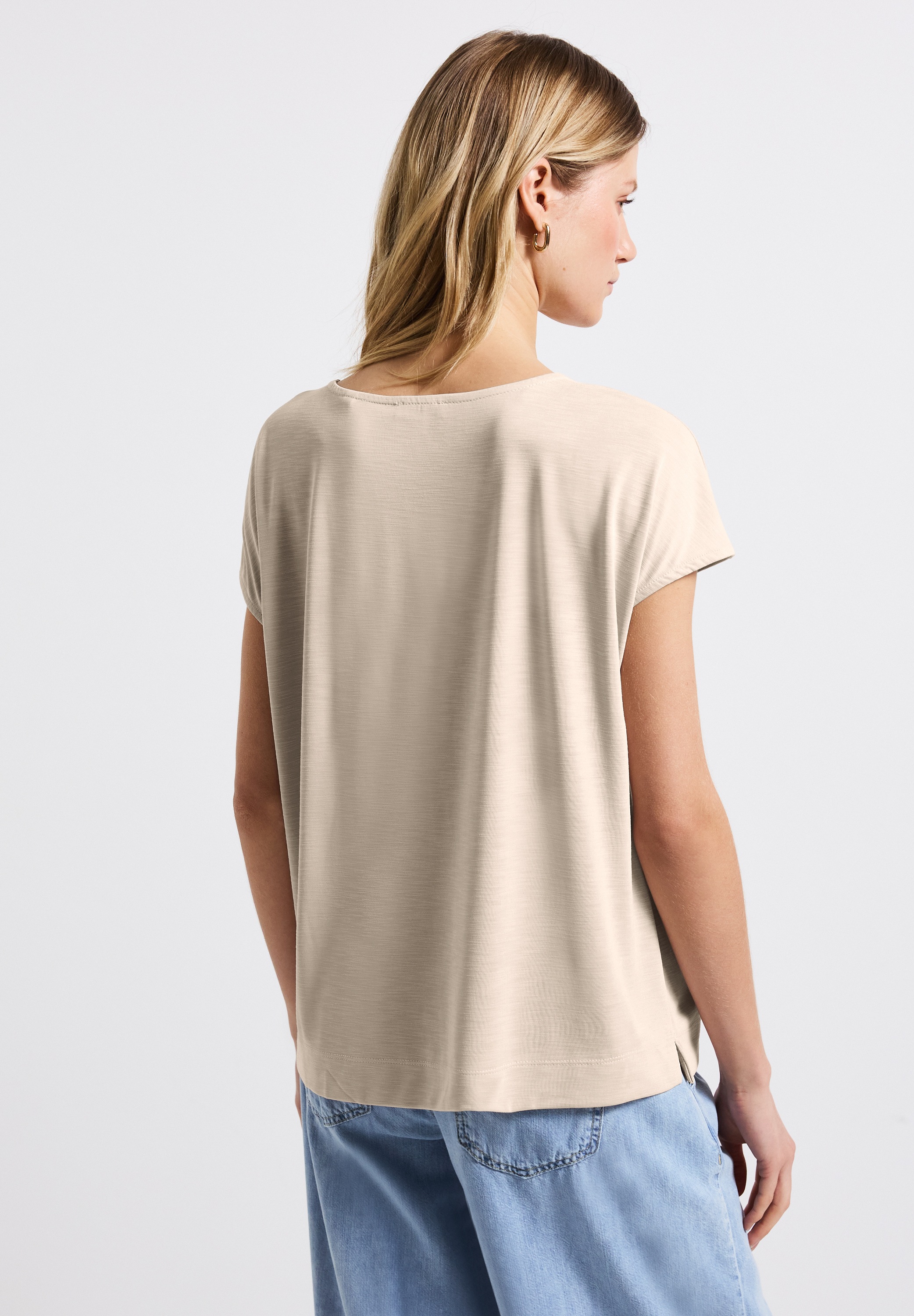 STREET ONE T-Shirt, mit Seitlichen Einschlitzen am Saum günstig online kaufen