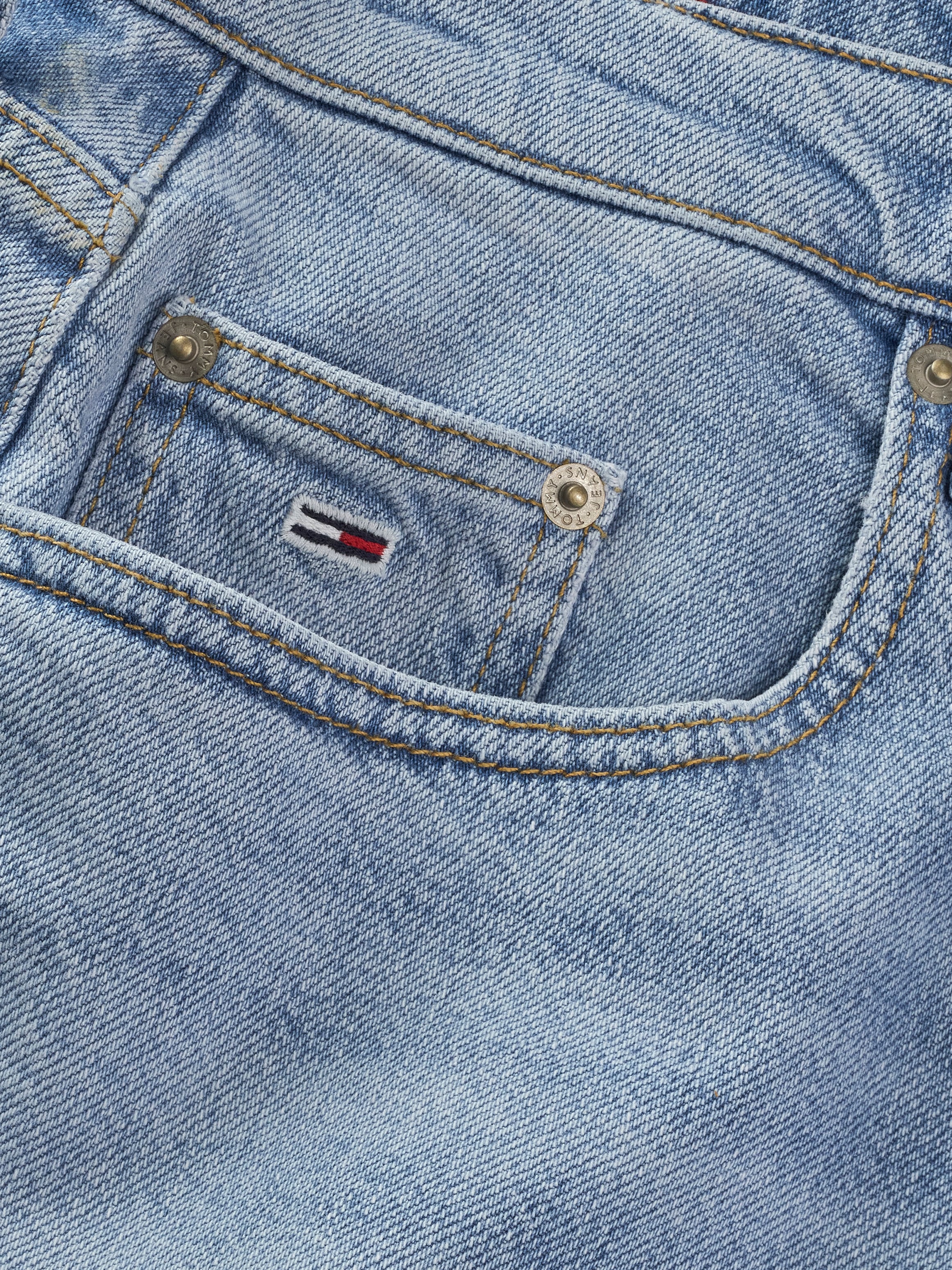 Tommy Jeans Loose-fit-Jeans »Charlie Mid Rise Lose Wide«, mit Logostickerei