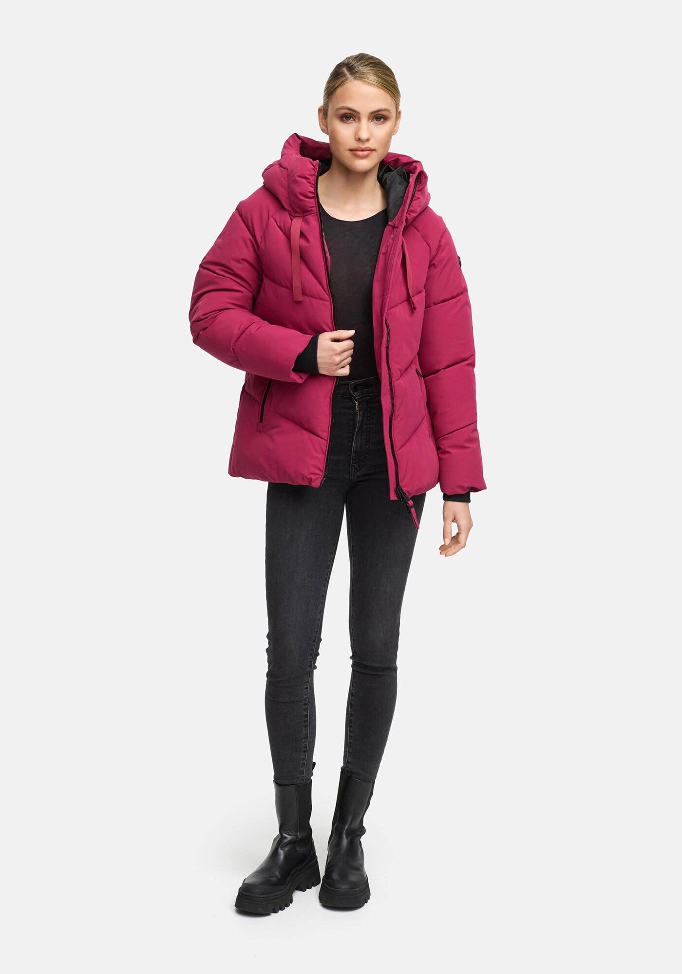 Marikoo Winterjacke "Kwamee", Schräg gesteppte Winterjacke mit fester Kapuz günstig online kaufen