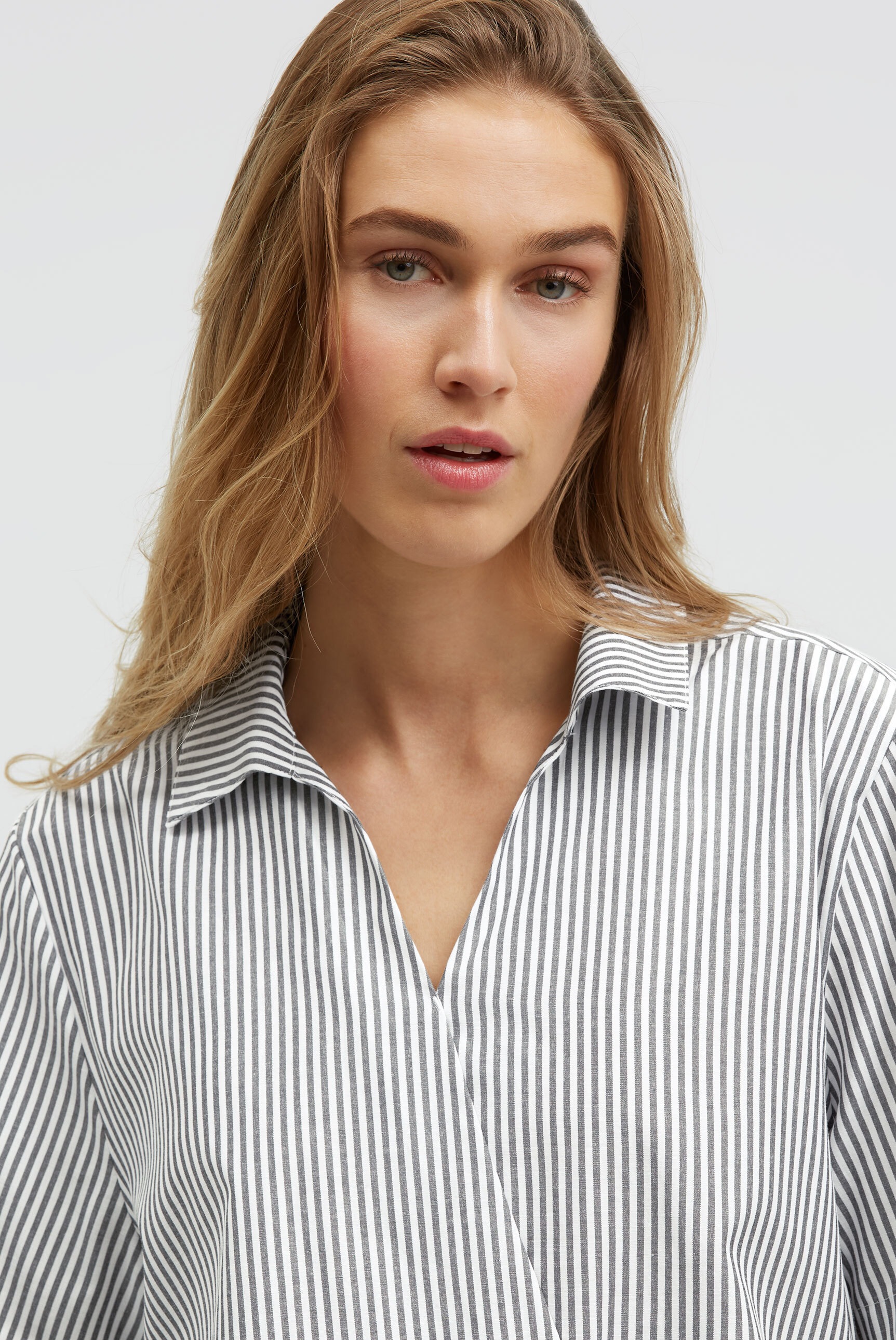 SENSES.THE LABEL Schlupfbluse mit Kellerfalte im Rücken