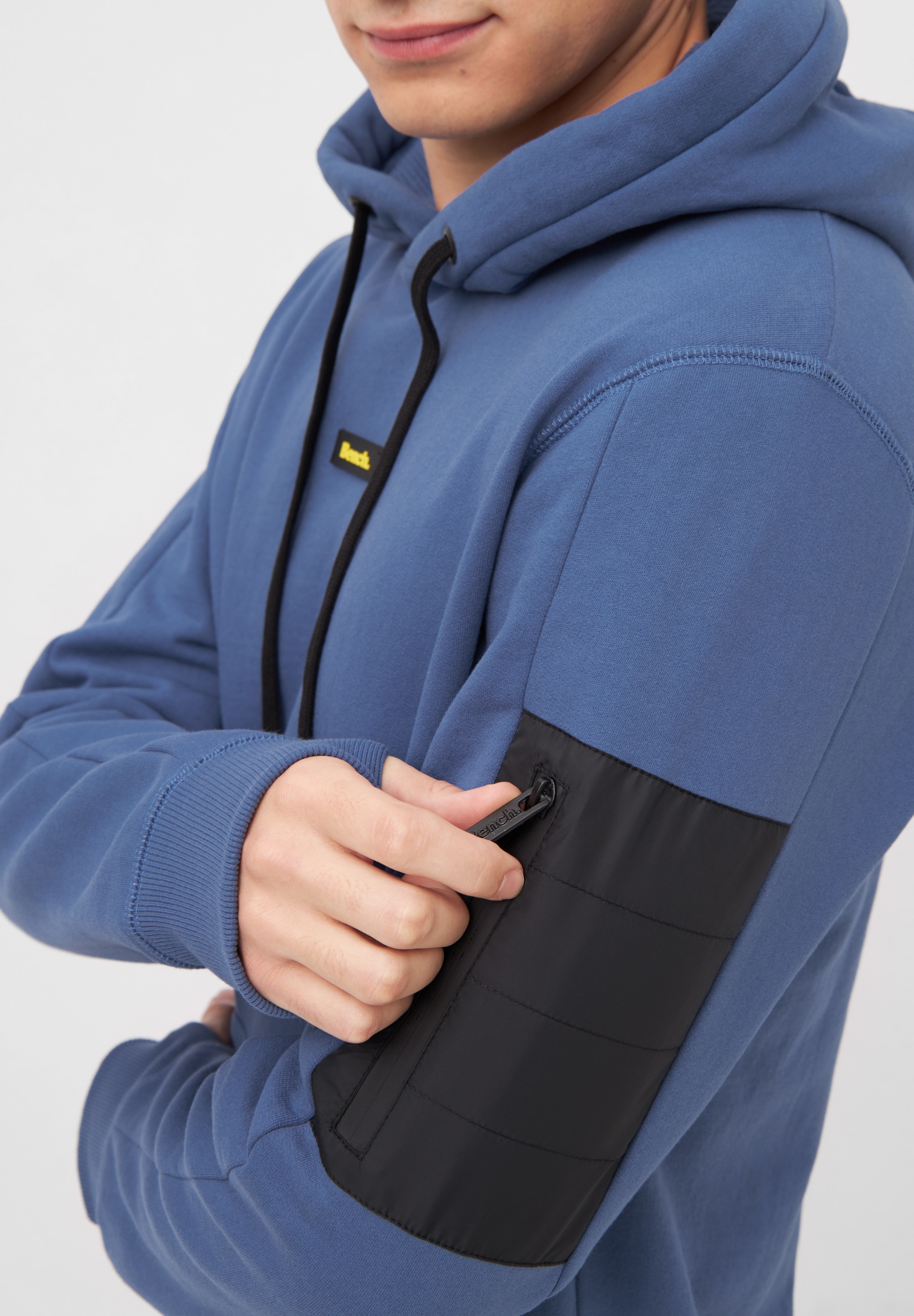 Thumbnail - Bench. Kapuzensweatshirt "RUDYARD"