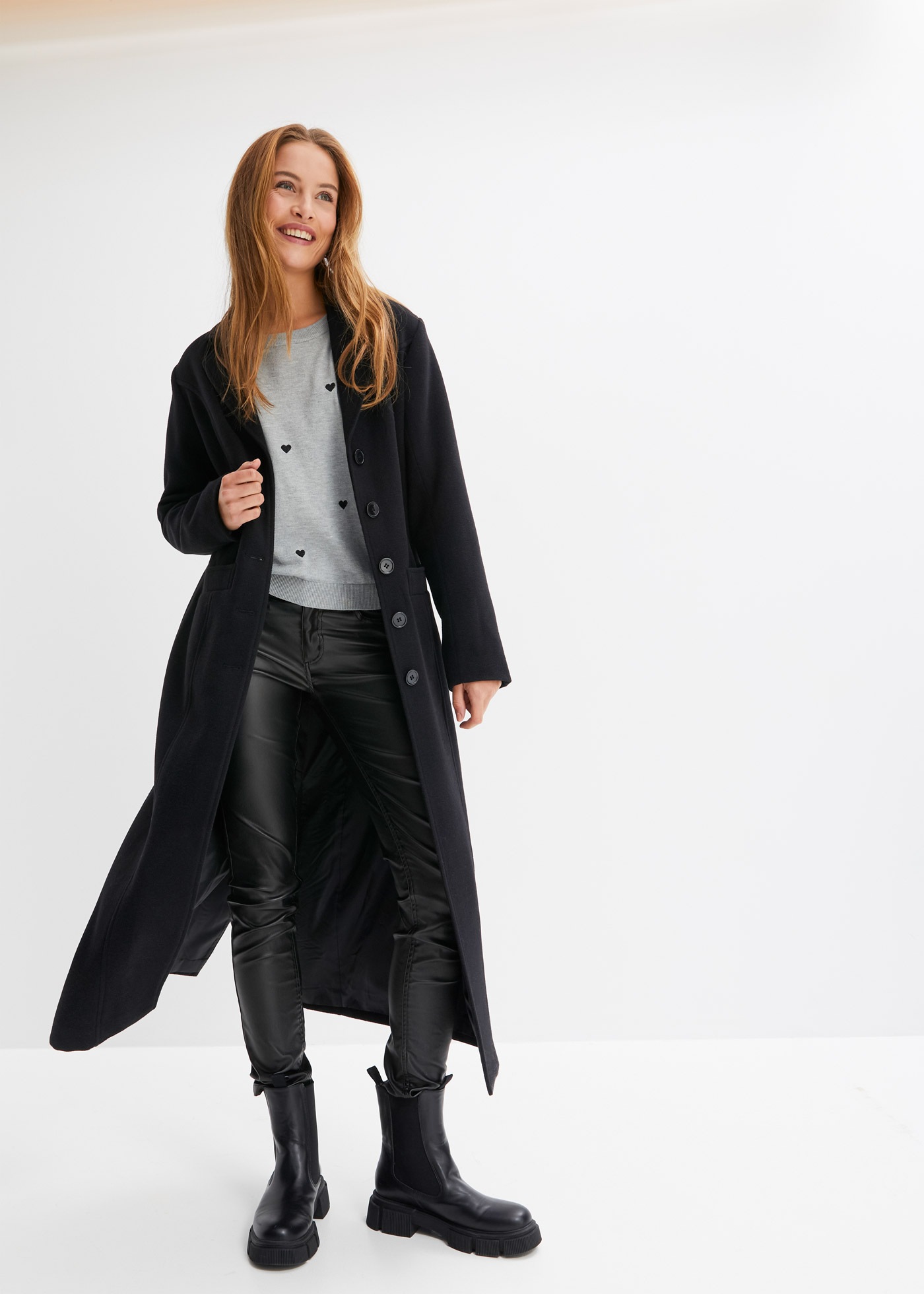 bonprix Strickpullover »Feinstrickpullover aus Viskose-Mix« aus Viskose-Mix, mit Stehkragen, mit Stickerei, bequeme Passform