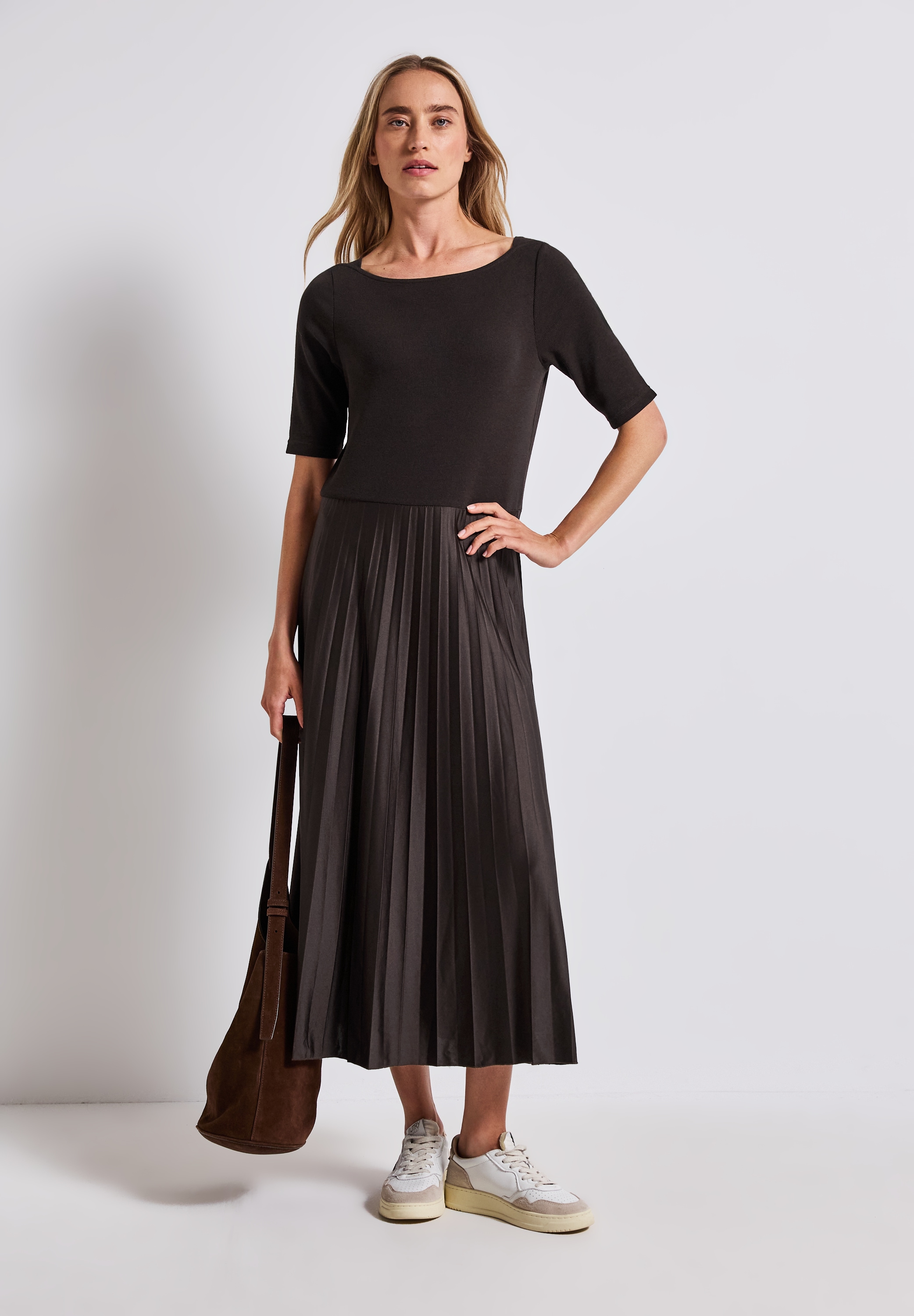 STREET ONE Midikleid, mit plissiertem Rockteil