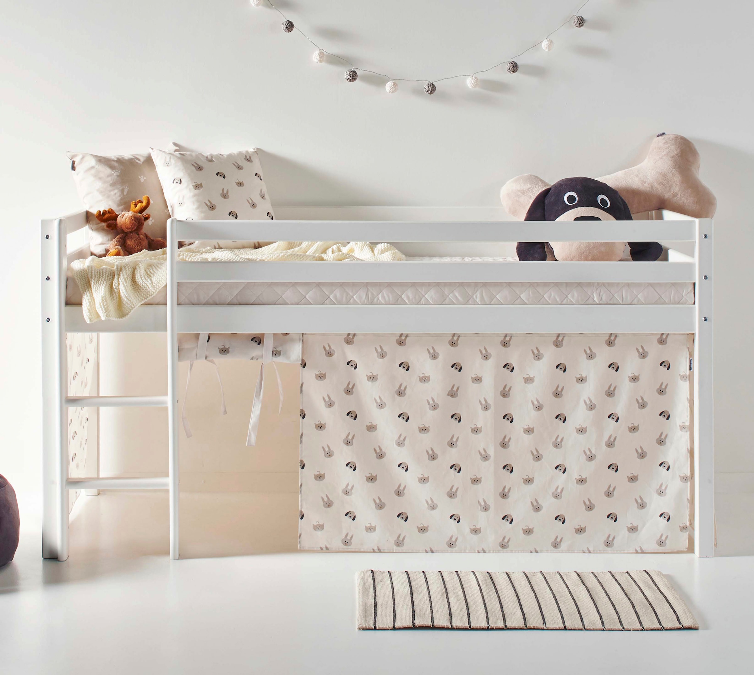 Hoppekids Hochbett »ECO Dream, Kinderbett, Spielbett, Halbhohes Bett aus Massivholz«, inkl. Vorhang-Set Creator, Bettgröße & Matratze wählbar