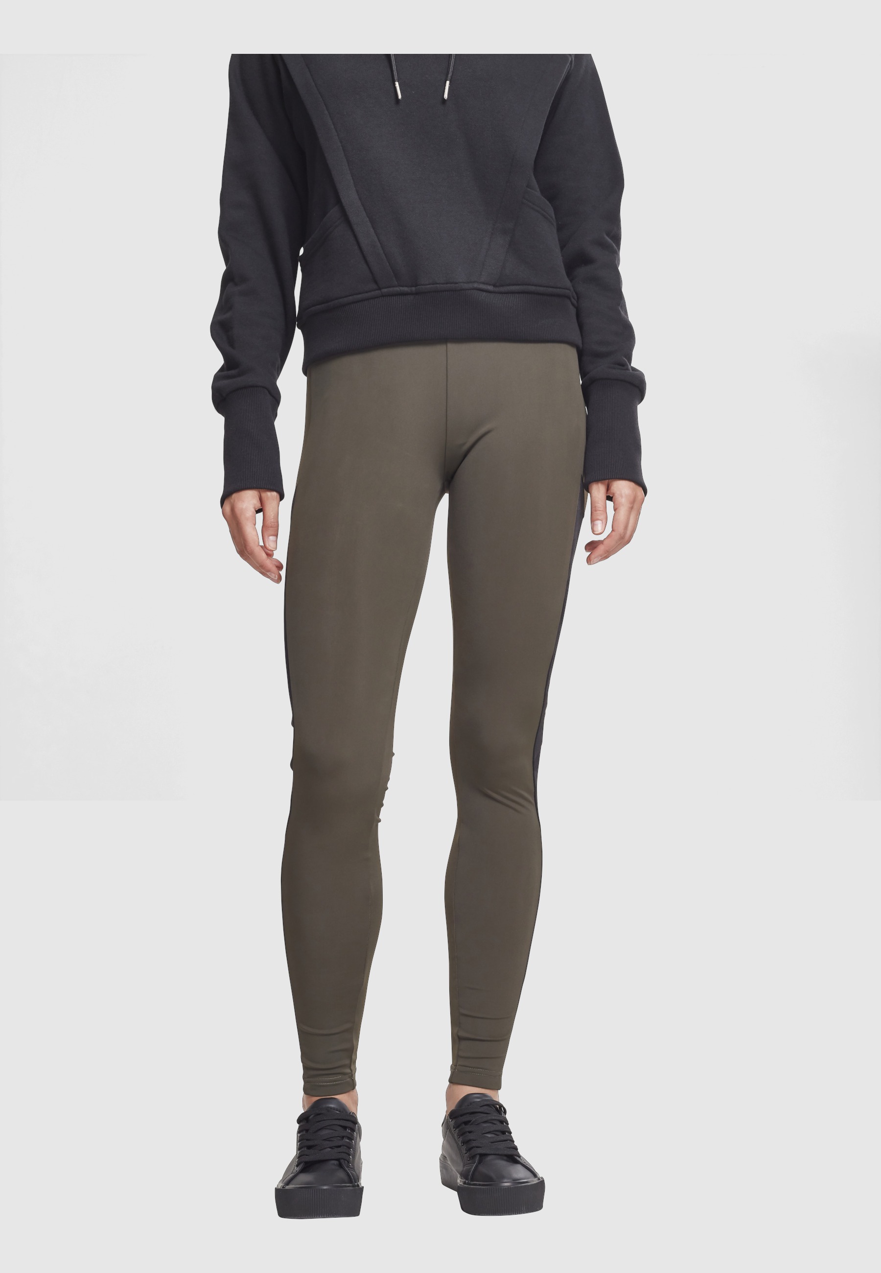 URBAN CLASSICS Leggings »Urban Classics Damen Ladies Jacquard Camo Striped Leggings«