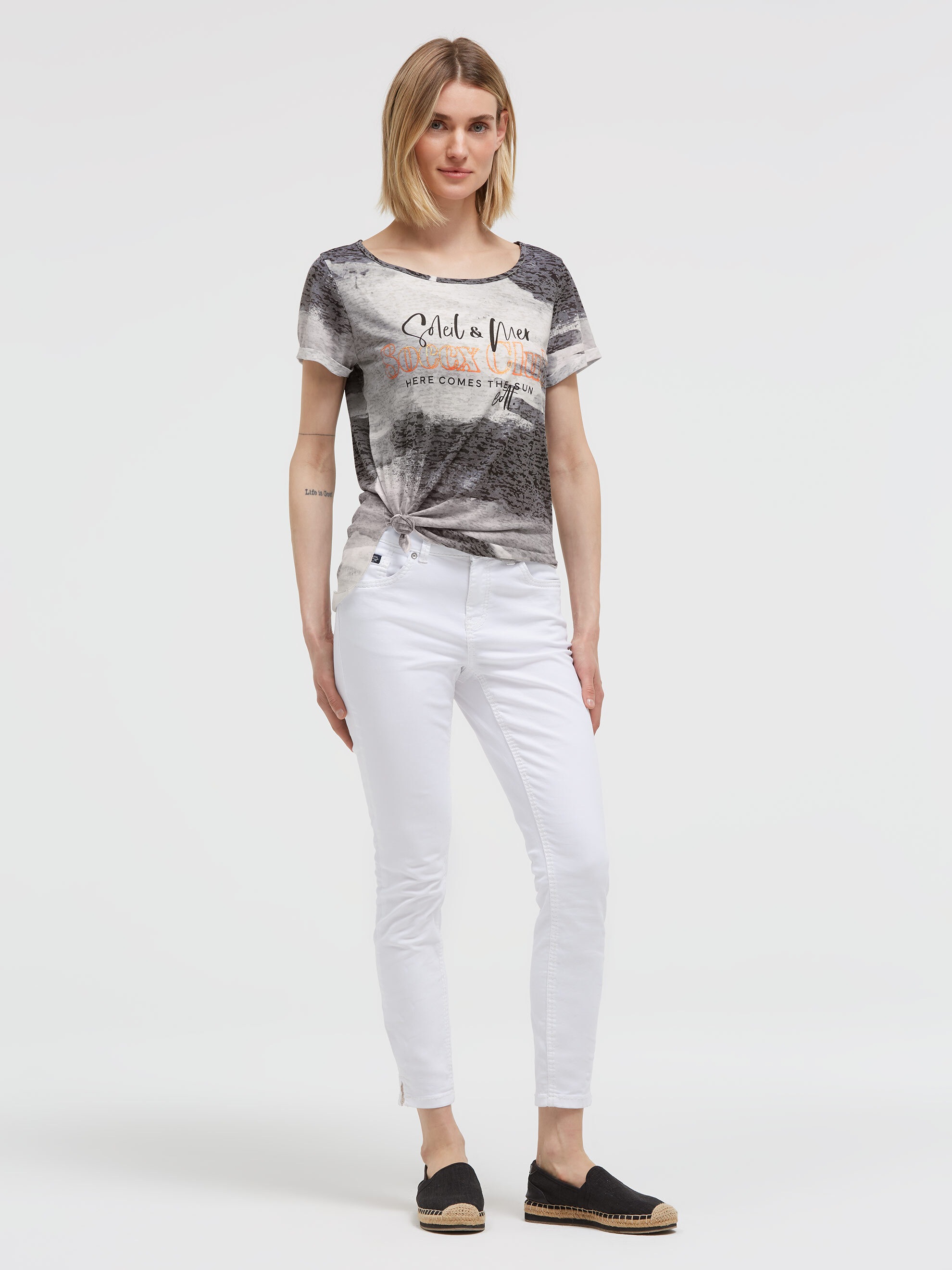 SOCCX Rundhalsshirt mit Seitenschlitze