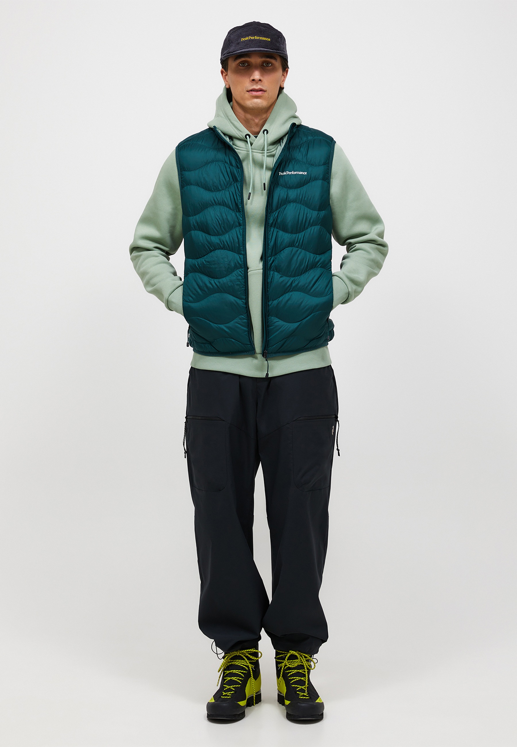 Peak Performance Daunenweste »M Helium Down Vest« mit sportivem Design
