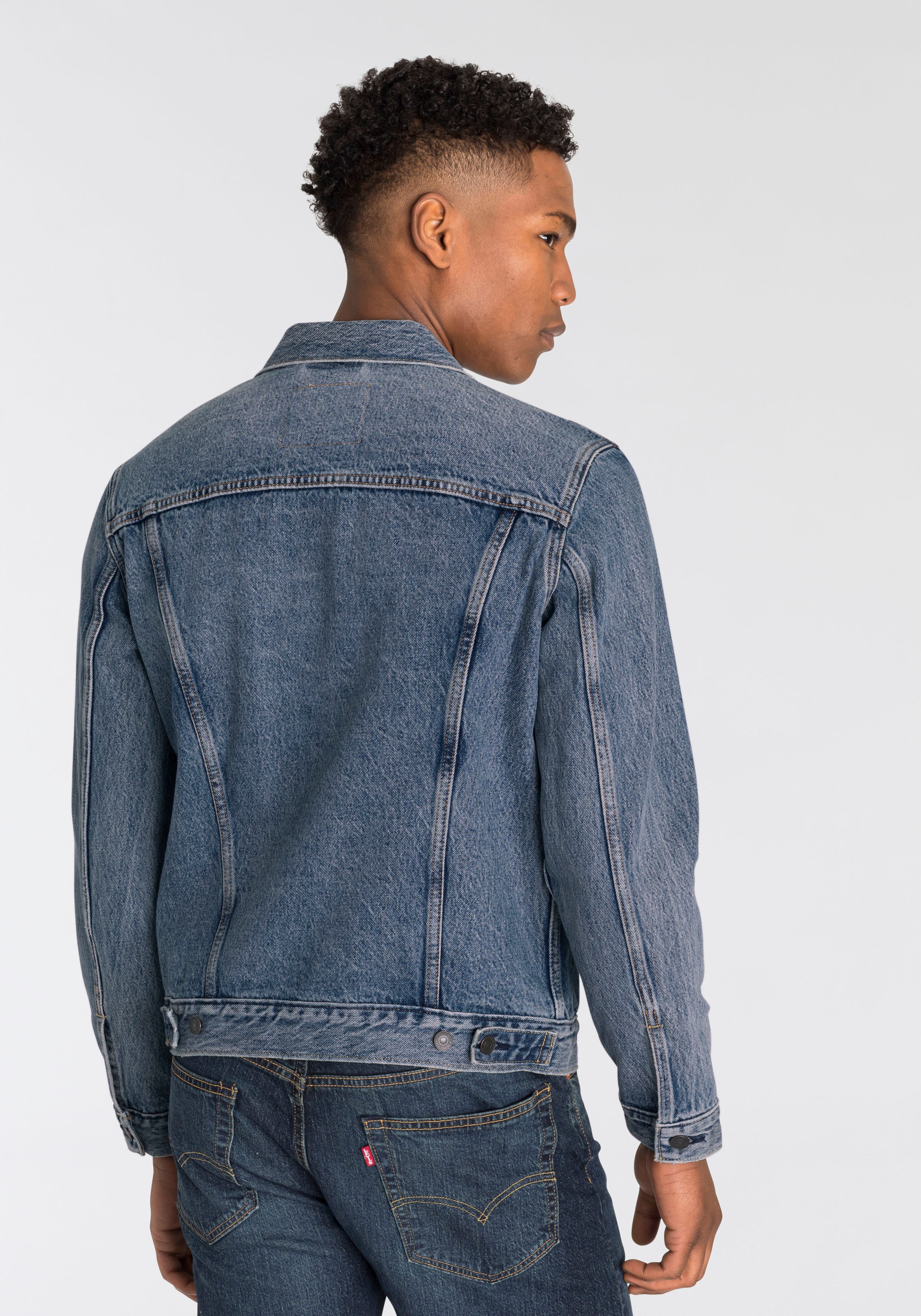 Levis Jeansjacke "VINTAGE FIT TRUCKER JKT", ohne Kapuze, mit Knopfleiste günstig online kaufen