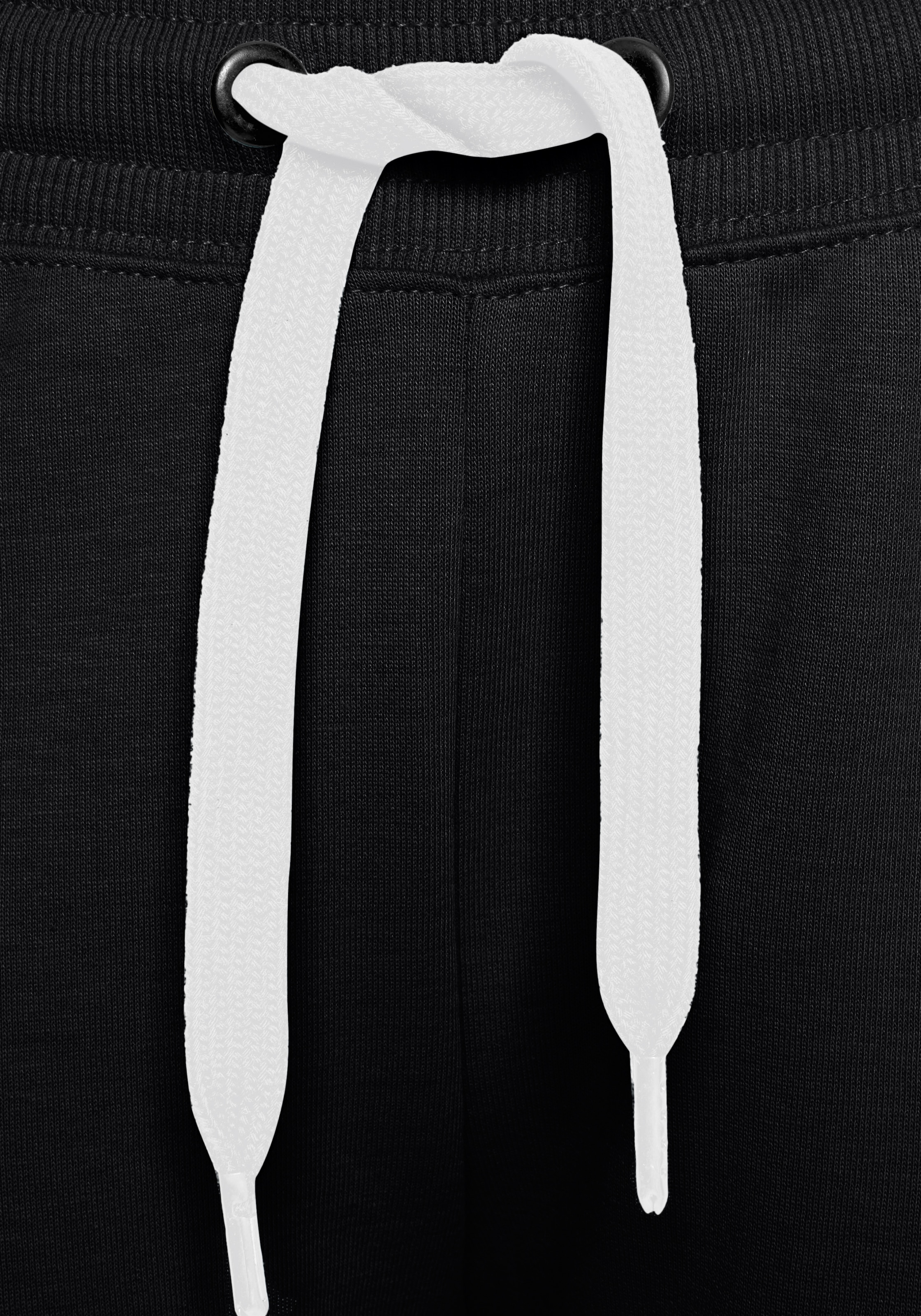 Bench. Loungewear Loungehose, mit Seitenstreifen und geradem Bein, Loungewear