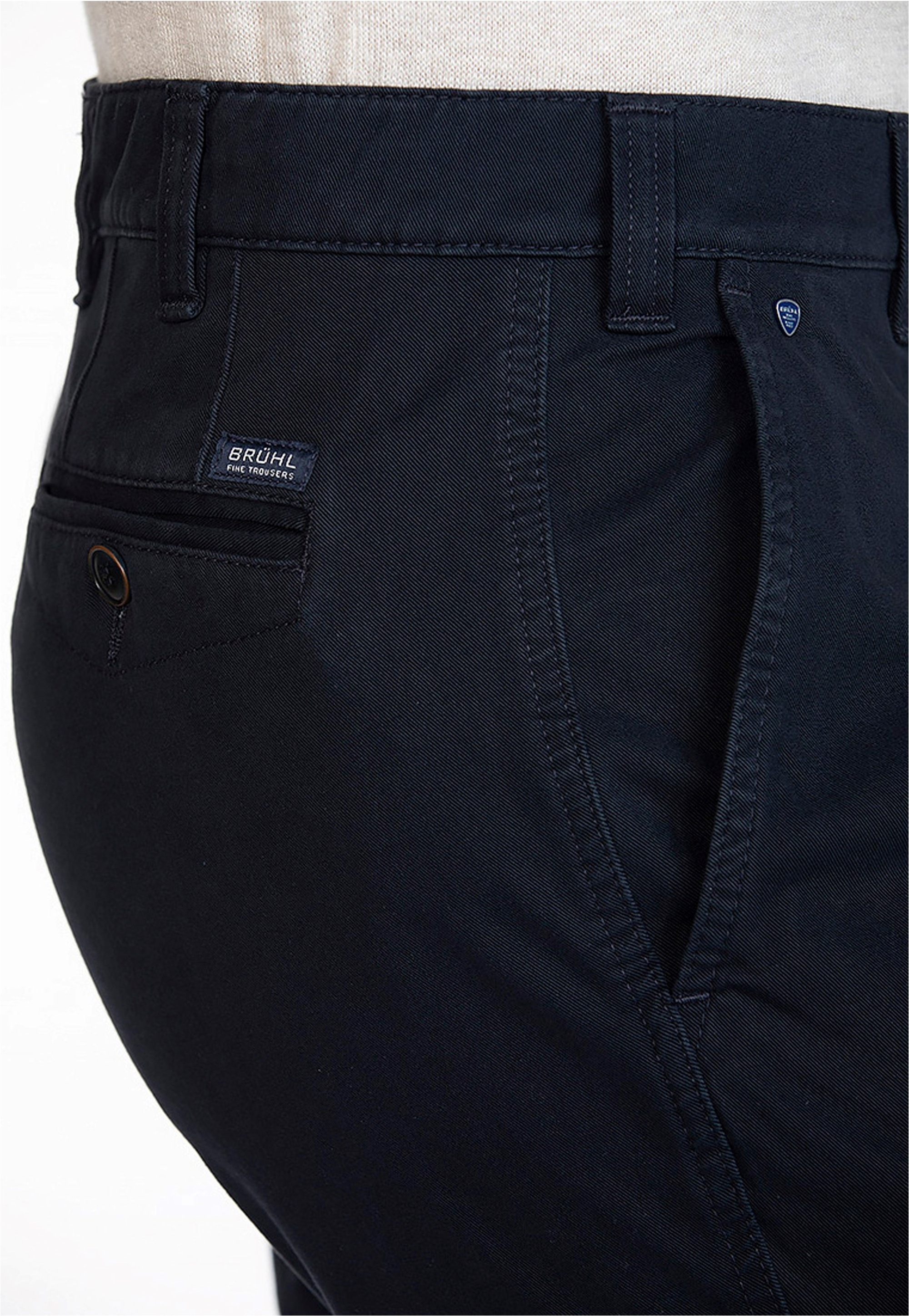 Brühl Chinohose »London«  mit Micro-Peach-Ausrüstung und Soft Finish