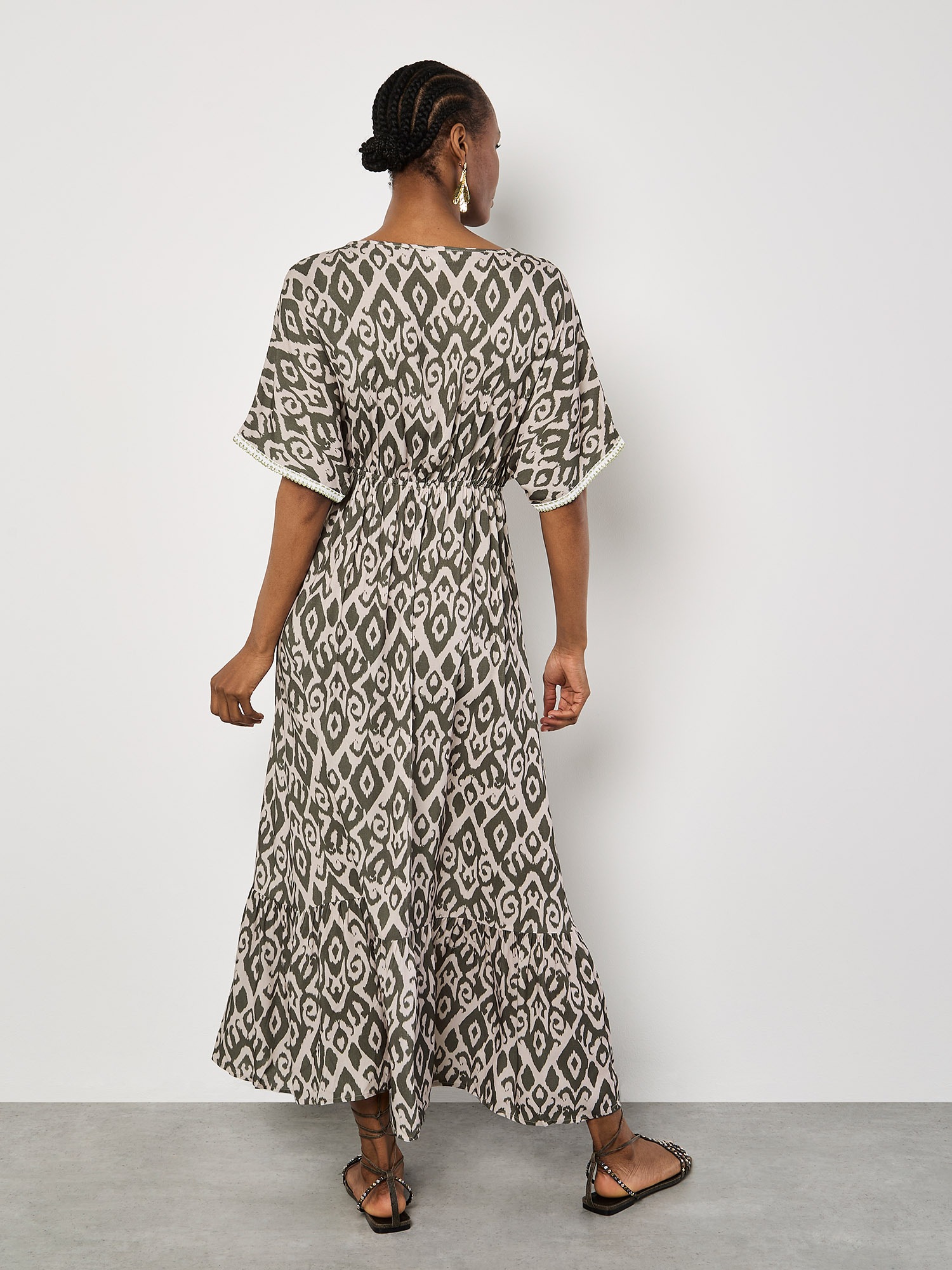 Apricot Maxikleid »Ikat-Batwing-Maxikleid« mit Crochet-Details