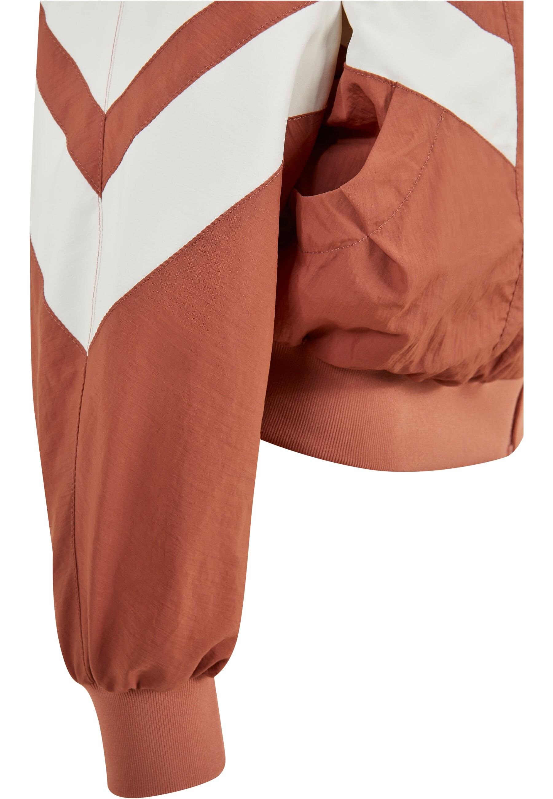 URBAN CLASSICS Allwetterjacke »Urban Classics Damen Ladies Crinkle Batwing Jacket«, (1 St.), mit Kapuze