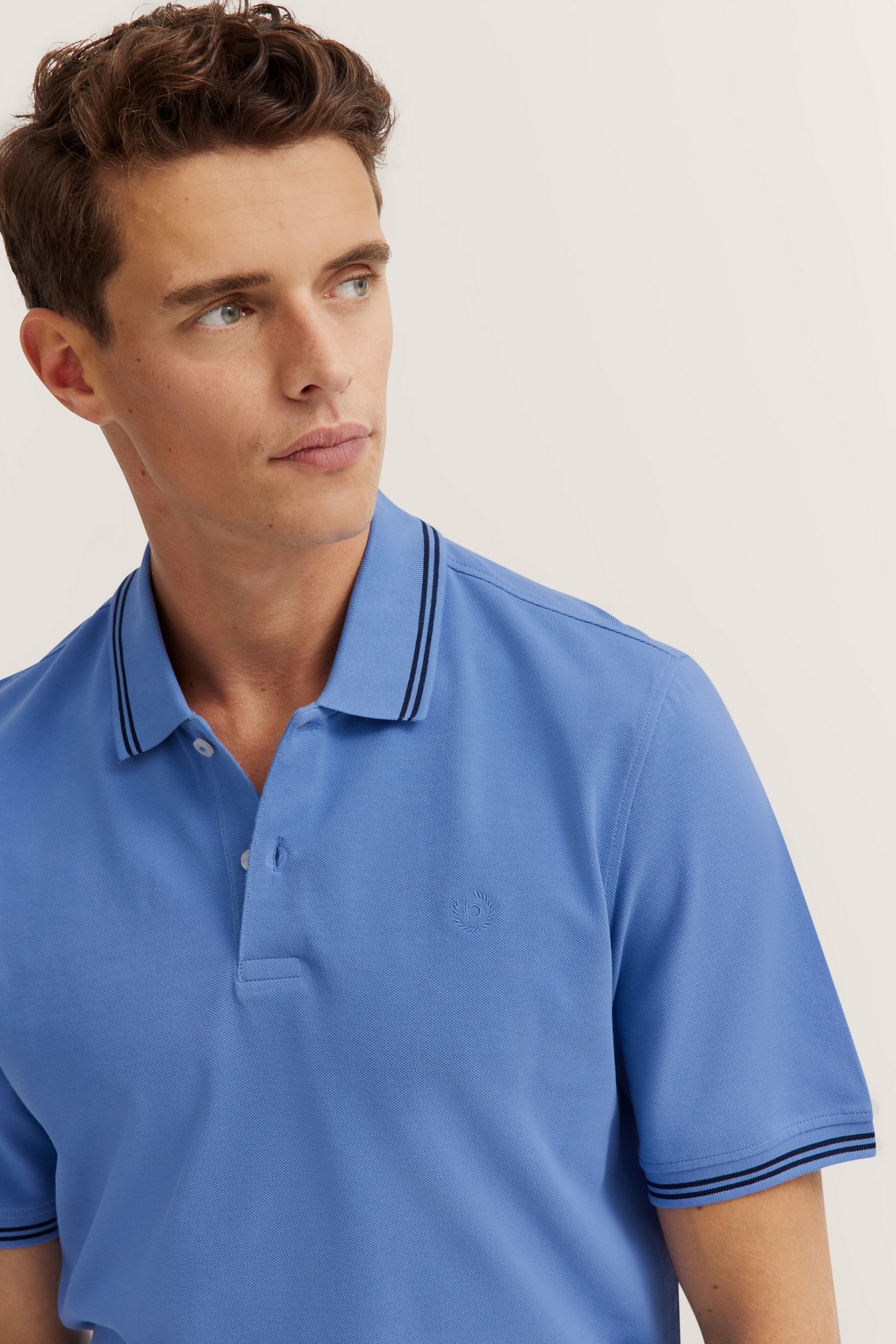 bugatti Poloshirt, mit Kontraststreifen und Bruststickerei