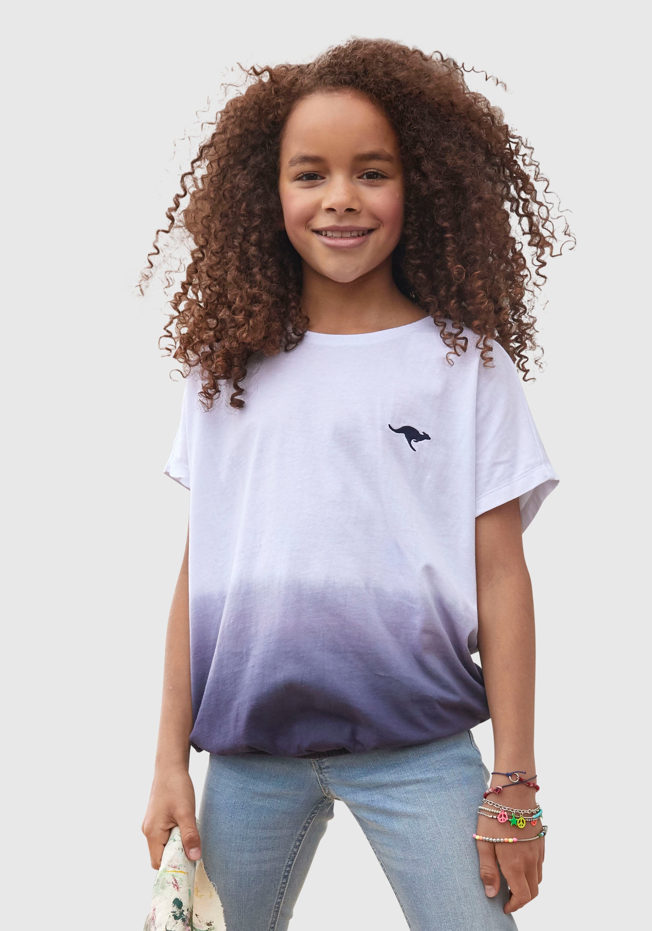 KangaROOS T-Shirt "mit Farbverlauf und Logodruck" Kurzarm, weite Fledermausärmel, modisches Batikmuster
