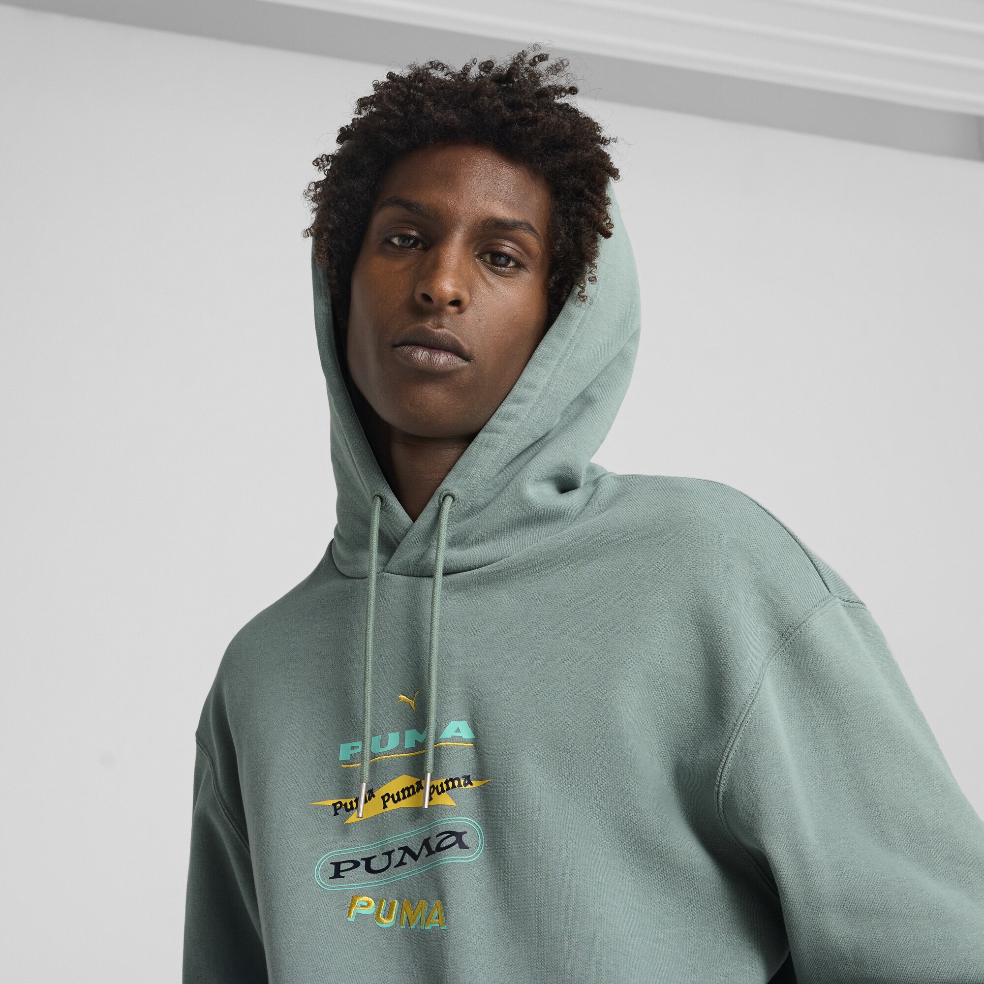 PUMA Hoodie »Wardrobe Essentials Graphic Hoodie Herren«