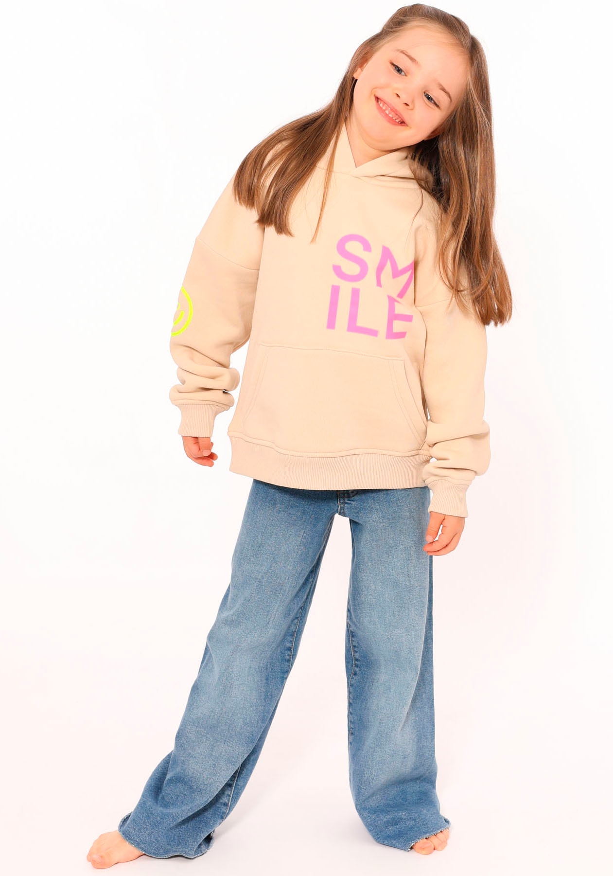 Zwillingsherz Hoodie »"Alissa-Kids"«, mit "Smile"-Aufdruck in Neonfarben und gestickte Smiley