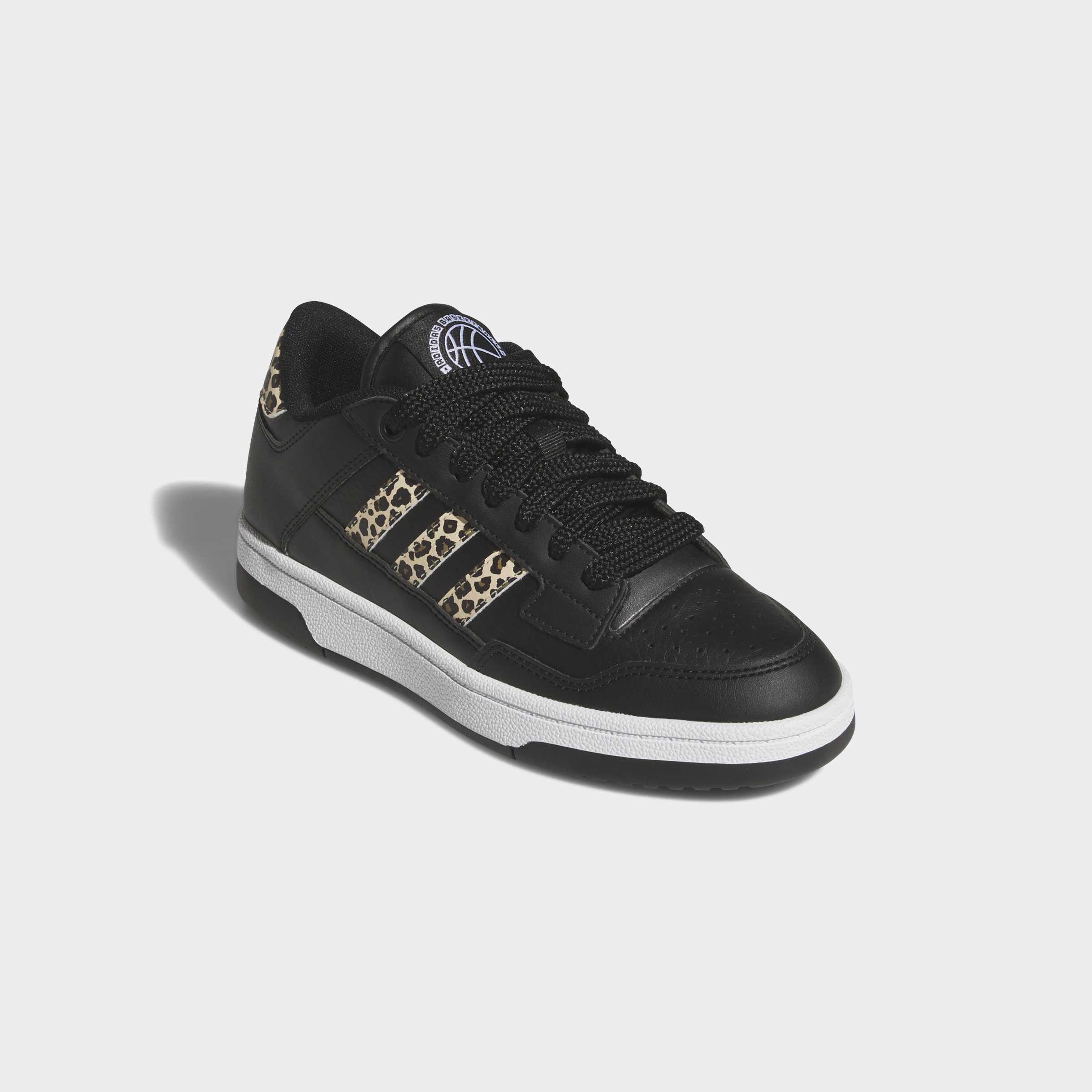 adidas Sportswear Sneaker "RAPID COURT LOW W" mit Leo Muster