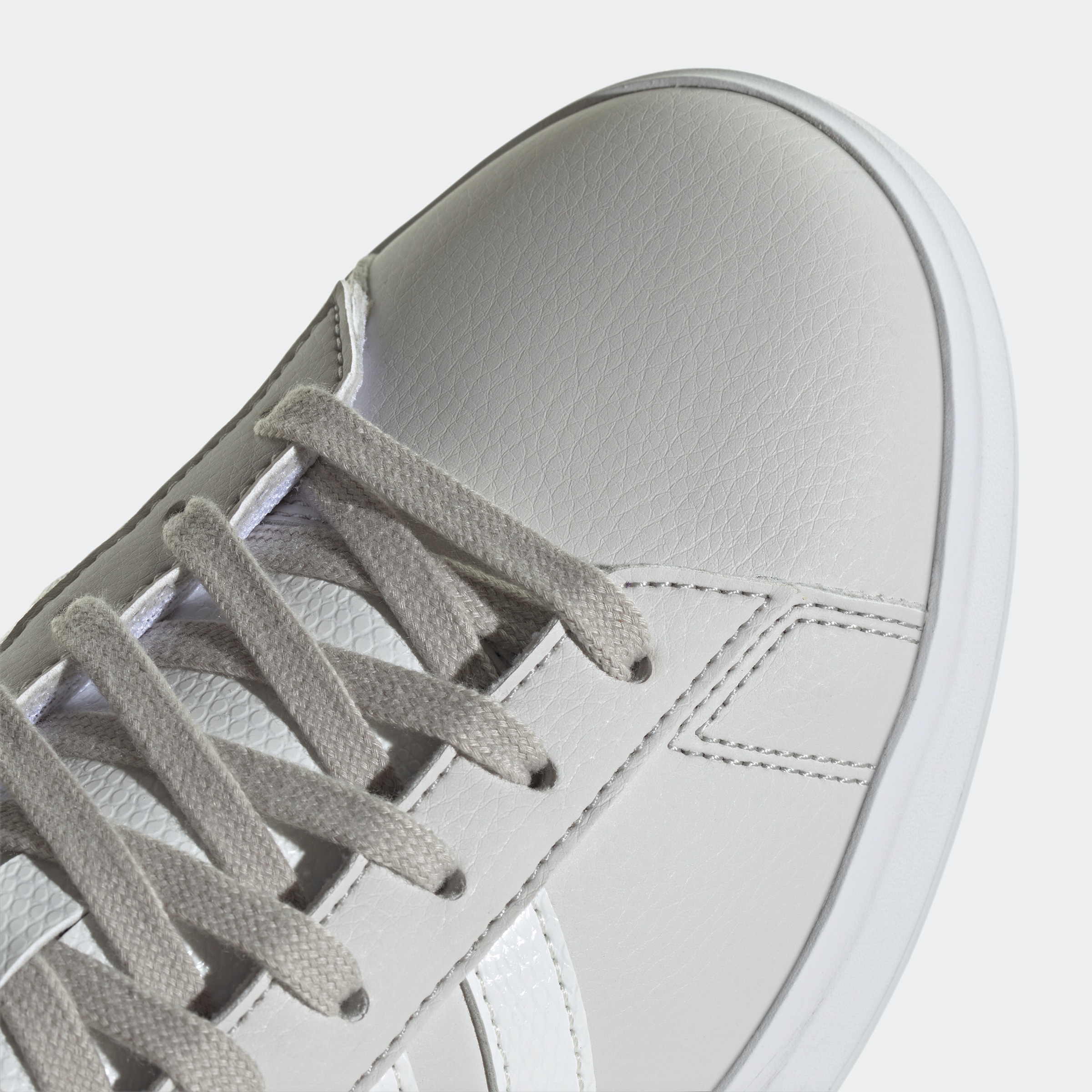 adidas Sportswear Sneaker »GRAND COURT 2.0«, Design auf den Spuren des adidas Superstar