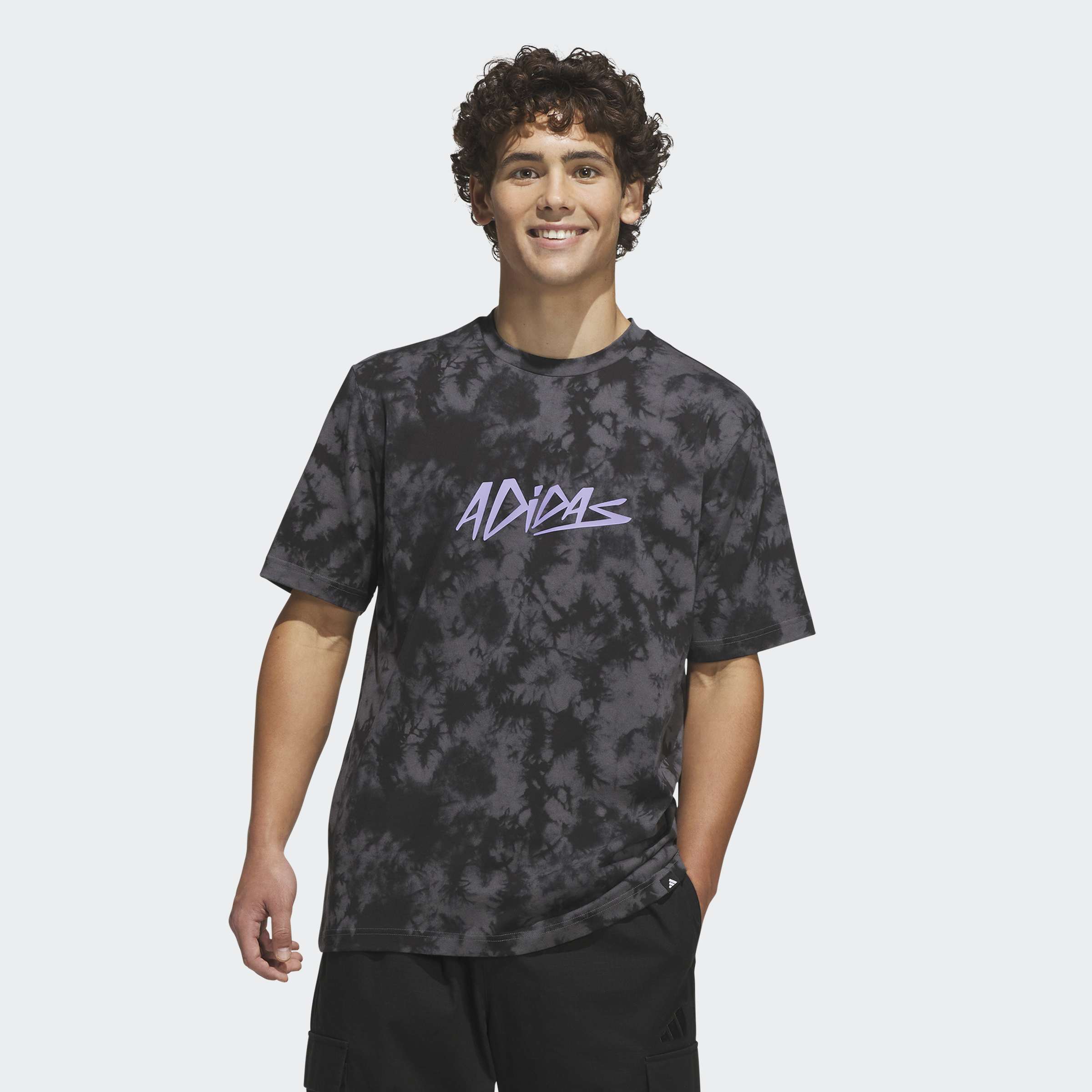 adidas Sportswear T-Shirt "M LUX CLR AOP T" sportlicher Stil, mit Rundhalsausschnitt, aus Baumwolle