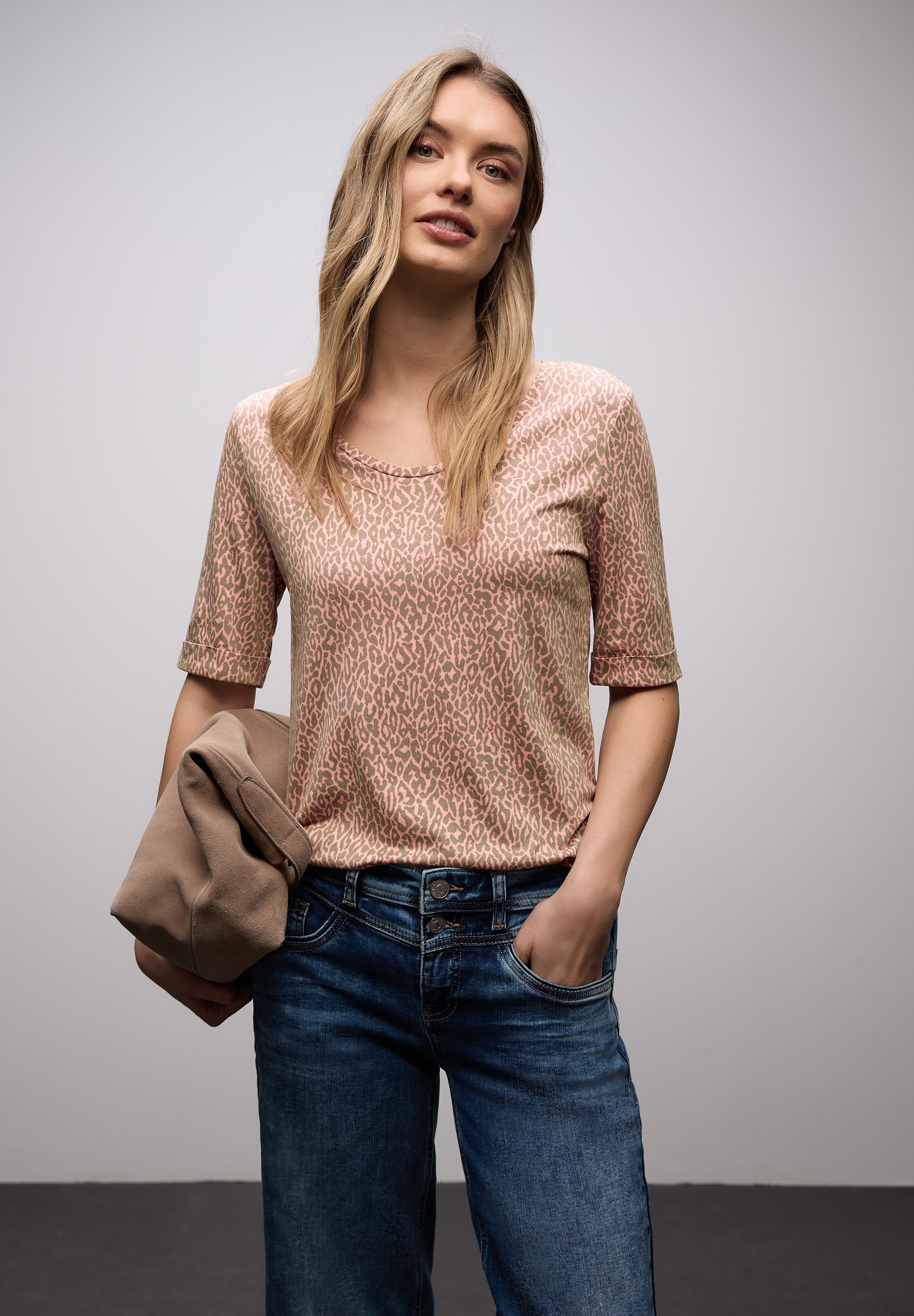 STREET ONE Kurzarmshirt mit Leo-Print