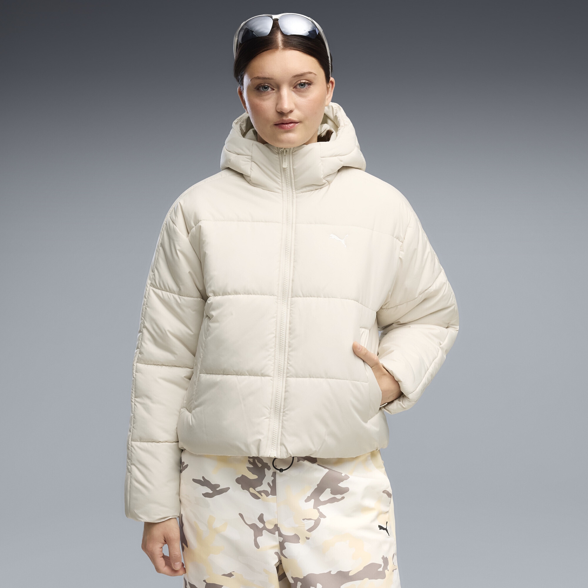 PUMA Winterjacke »Essentials Relaxed Wattierte Kapuzenjacke Damen«