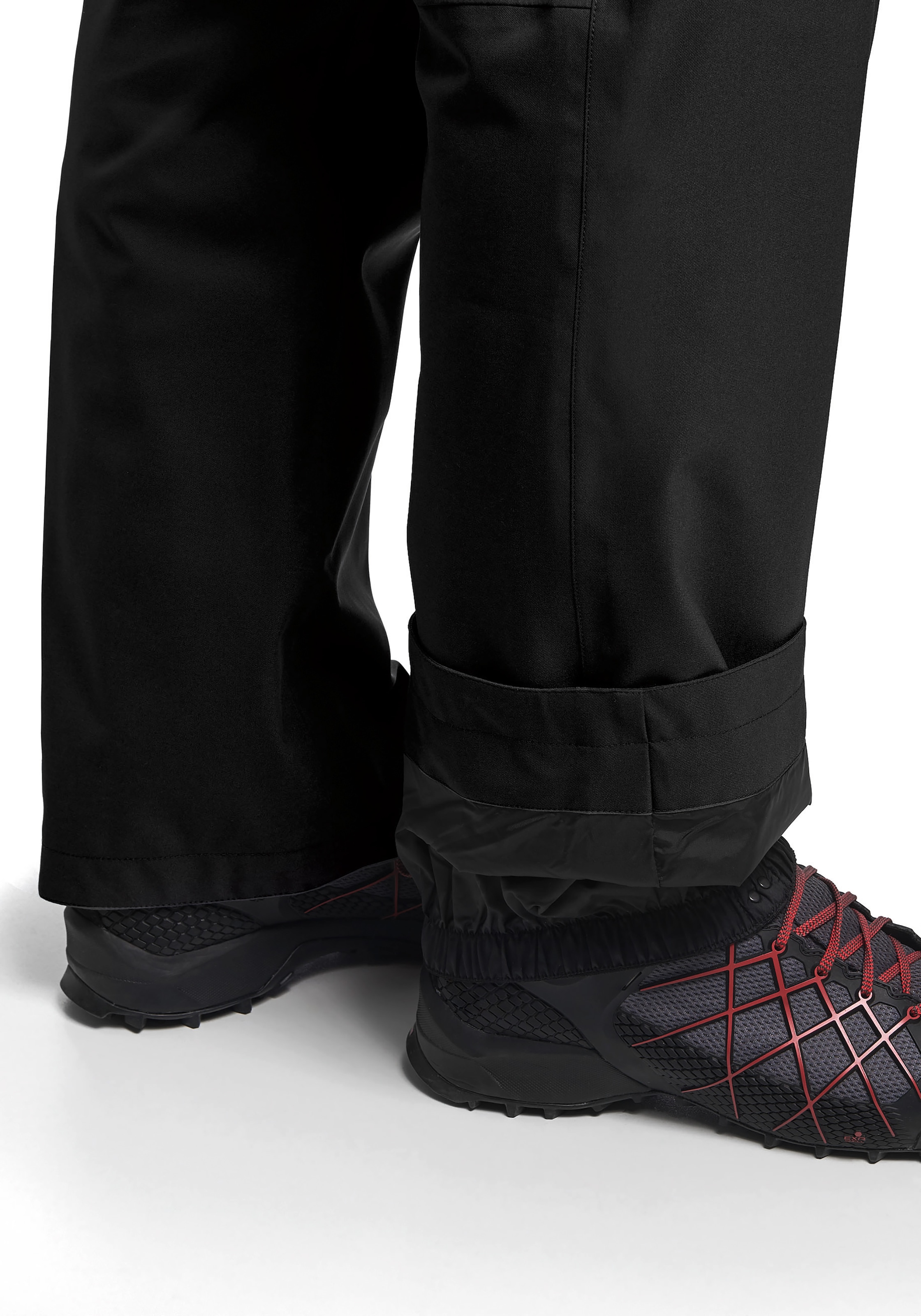 Maier Sports Funktionshose »Diabas Bib M«, Von Berg- bis Hochtour begleitet diese wasserdichte Outdoor-Latzhose