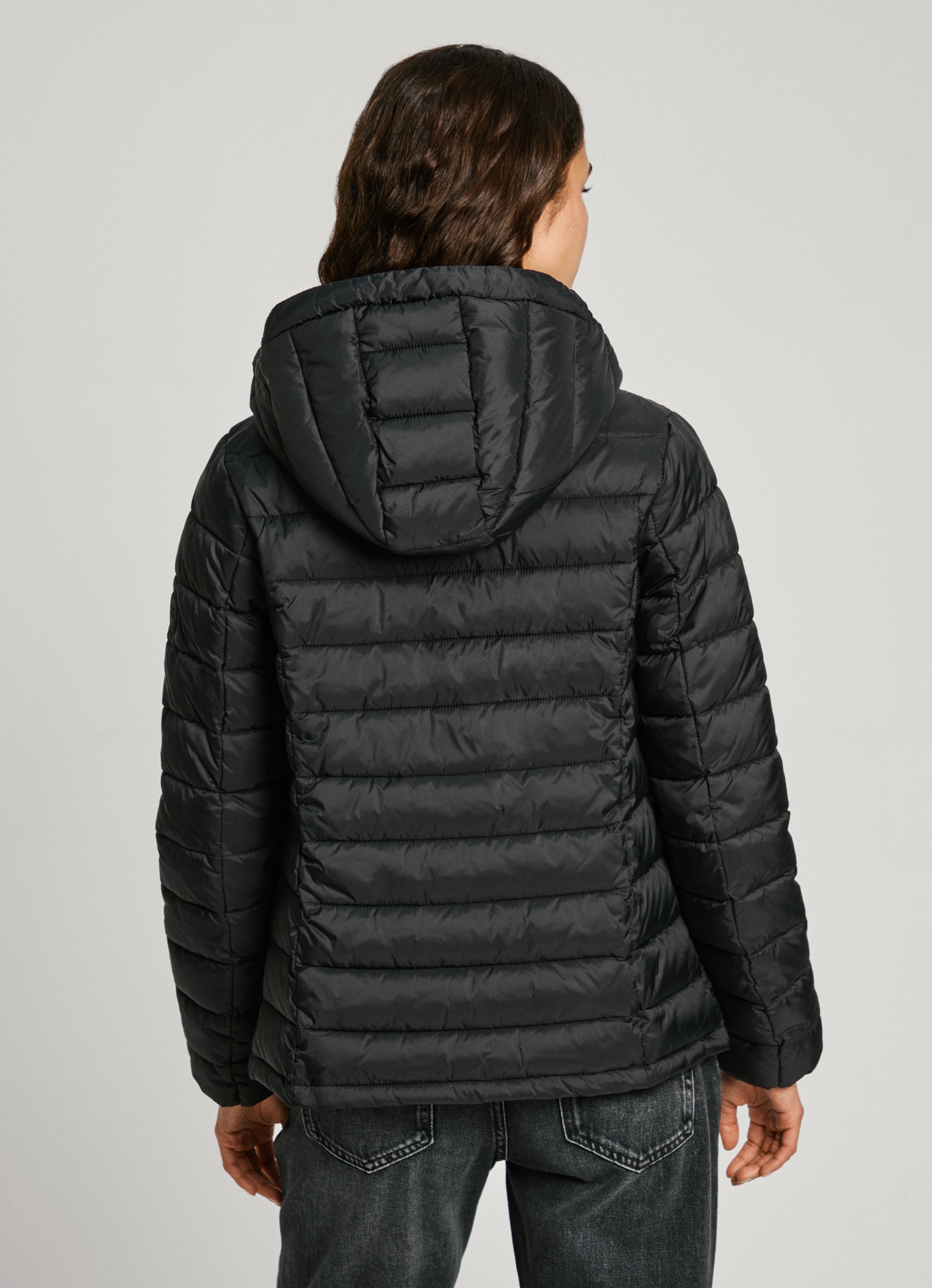 Pepe Jeans Outdoorjacke "AMMY SHORT", mit Kapuze, mit abnehmbarer Kapuze günstig online kaufen