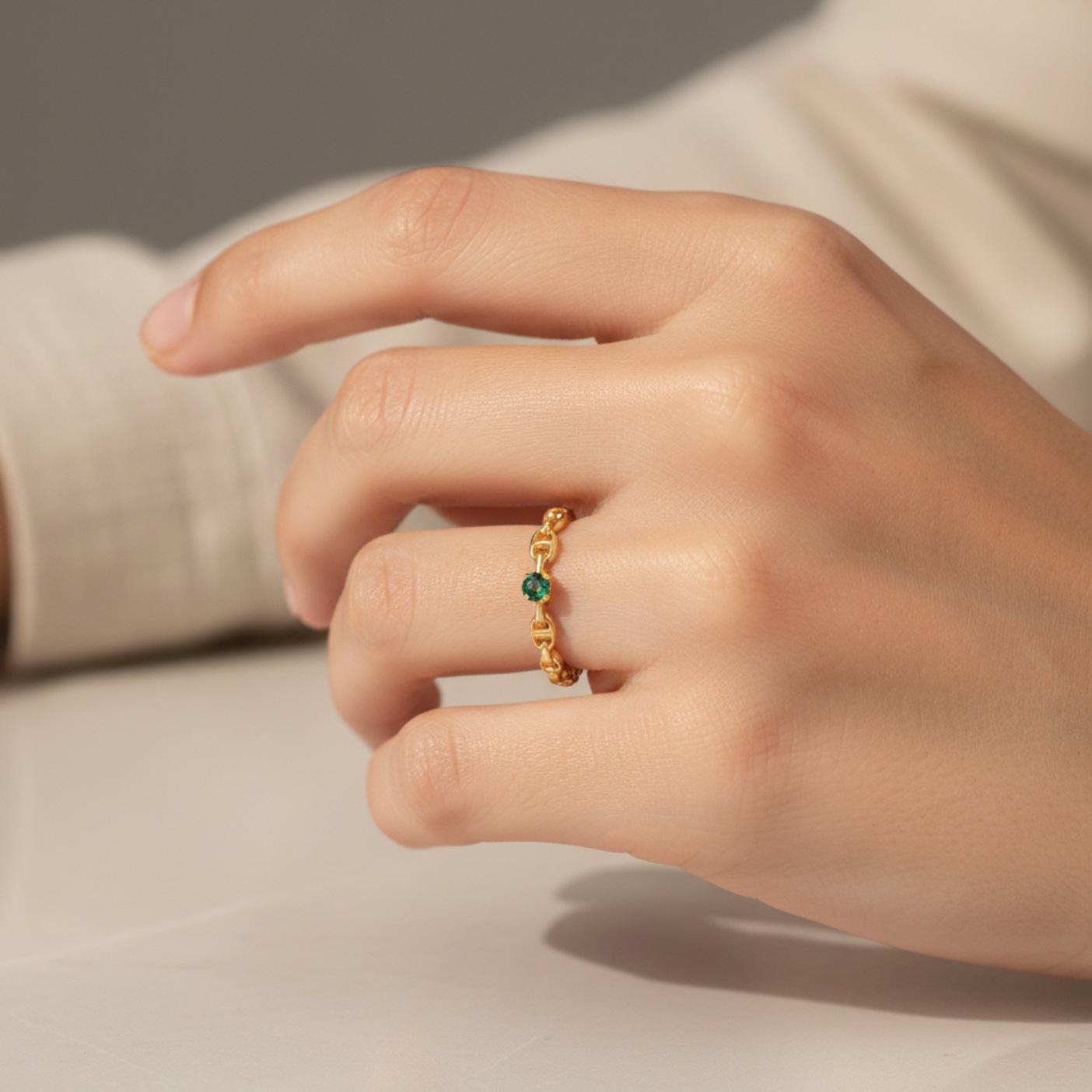 CAÏ Fingerring »925 Silber vergoldet Zirkonia grün«