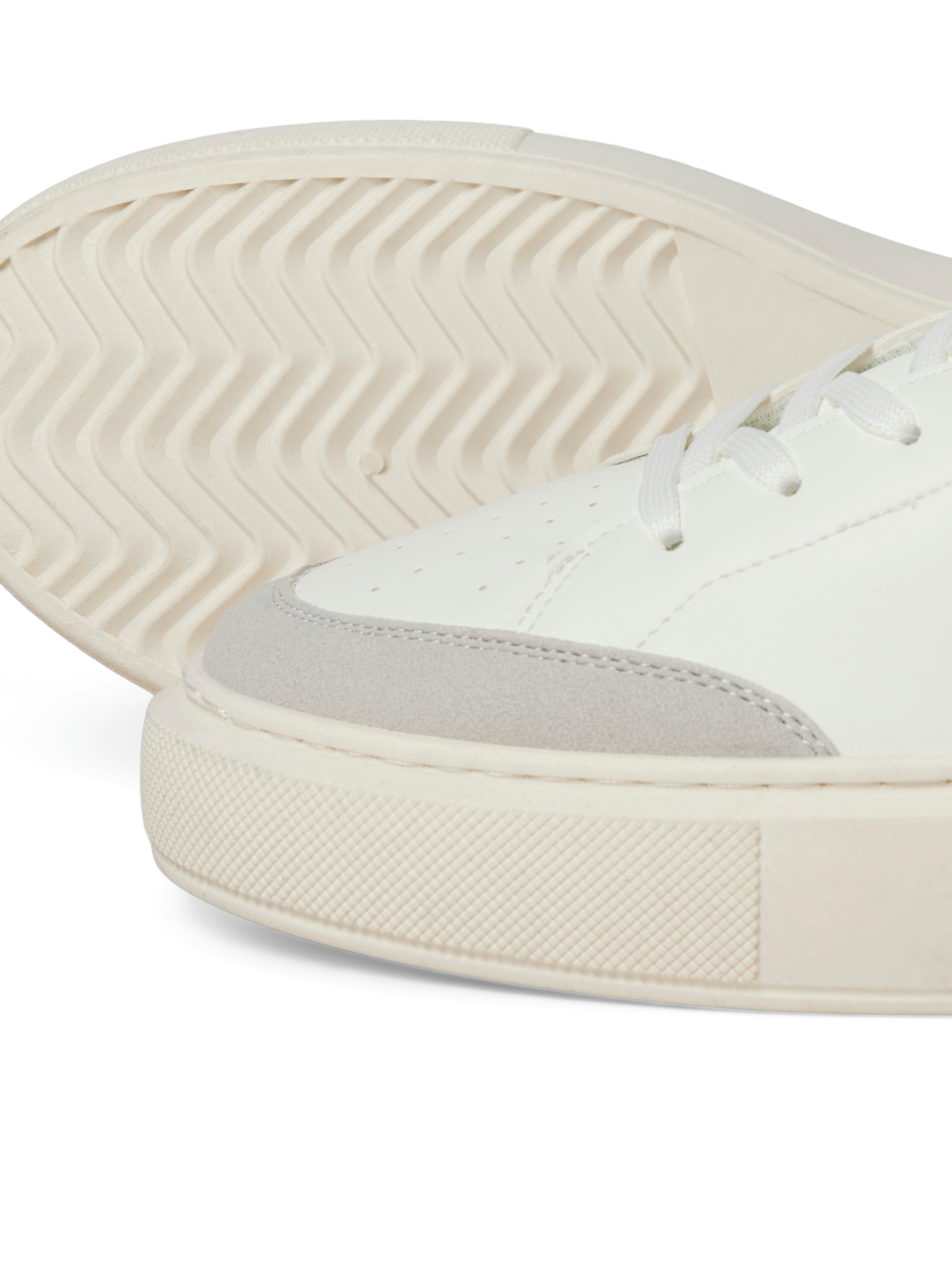 Jack & Jones Sneaker »JFWASPIRE COURT«  Schnürschuh, Halbschuh, Freizeitschuh in klassischer Optik