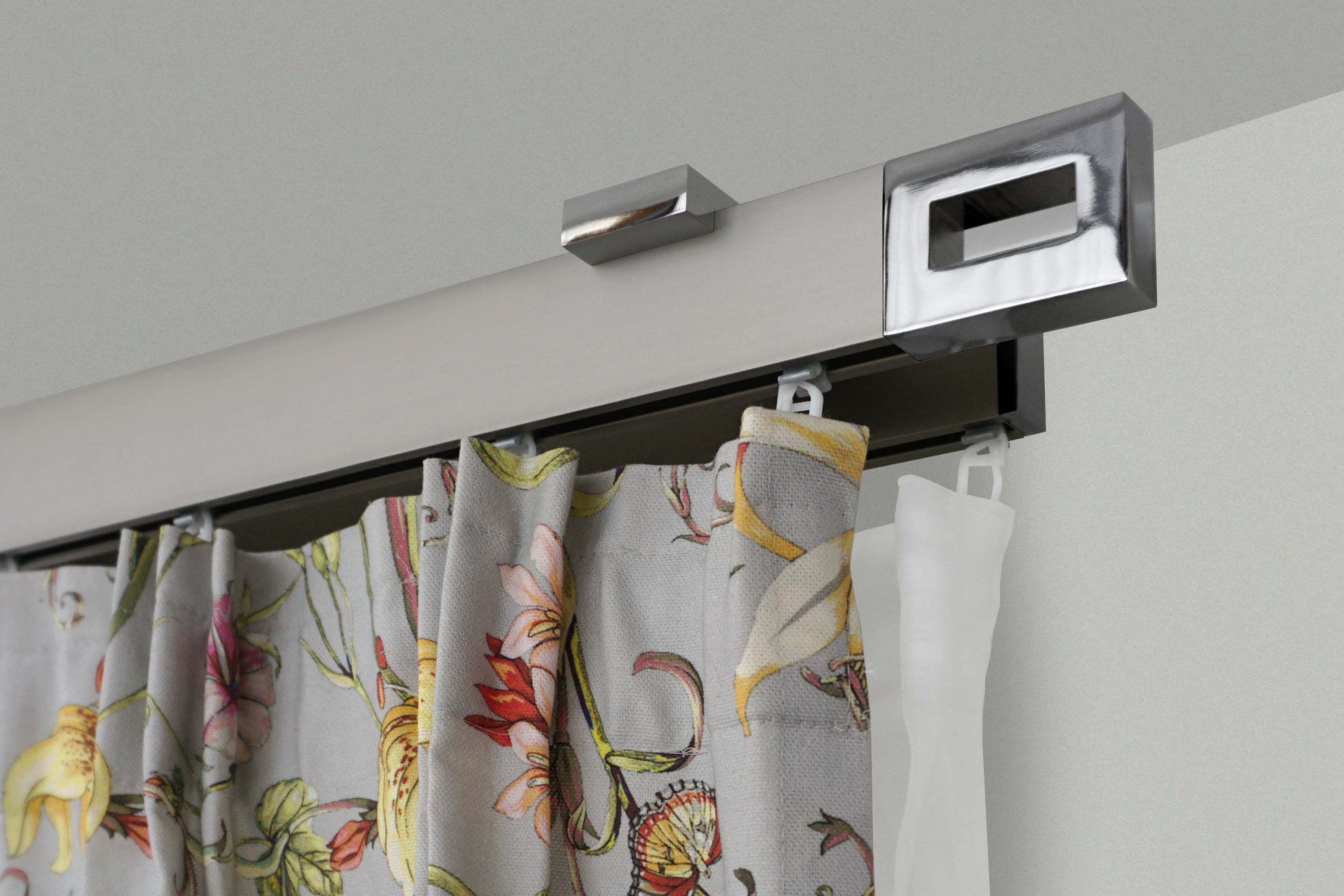 GARESA Gardinenstange "FLAT" 2 läufig-läufig Wunschmaßlänge Rechteckprofil, Deckenmontage, perfekter Lauf, modern, verlängerbar
