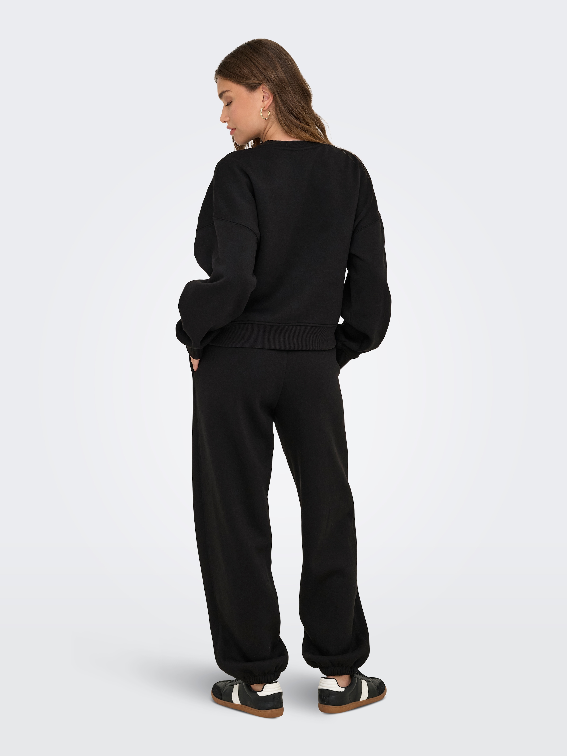 ONLY Sweatshirt »ONLBEST L/S CREW NECK SWT NOOS«