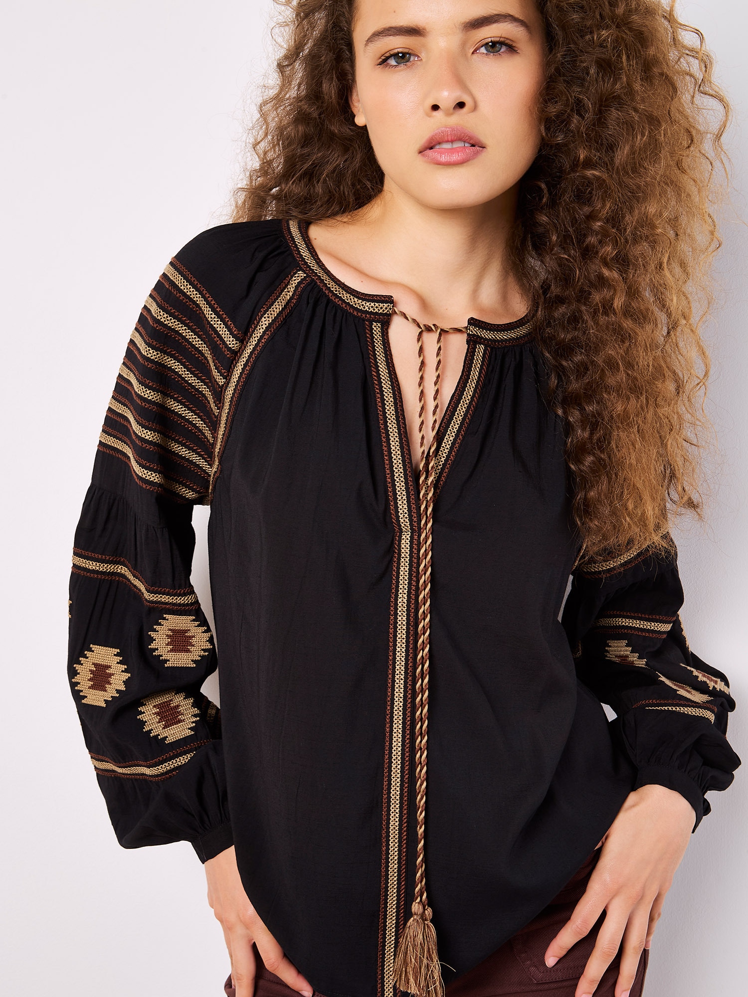Apricot Klassische Bluse »Bluse« mit Zierband