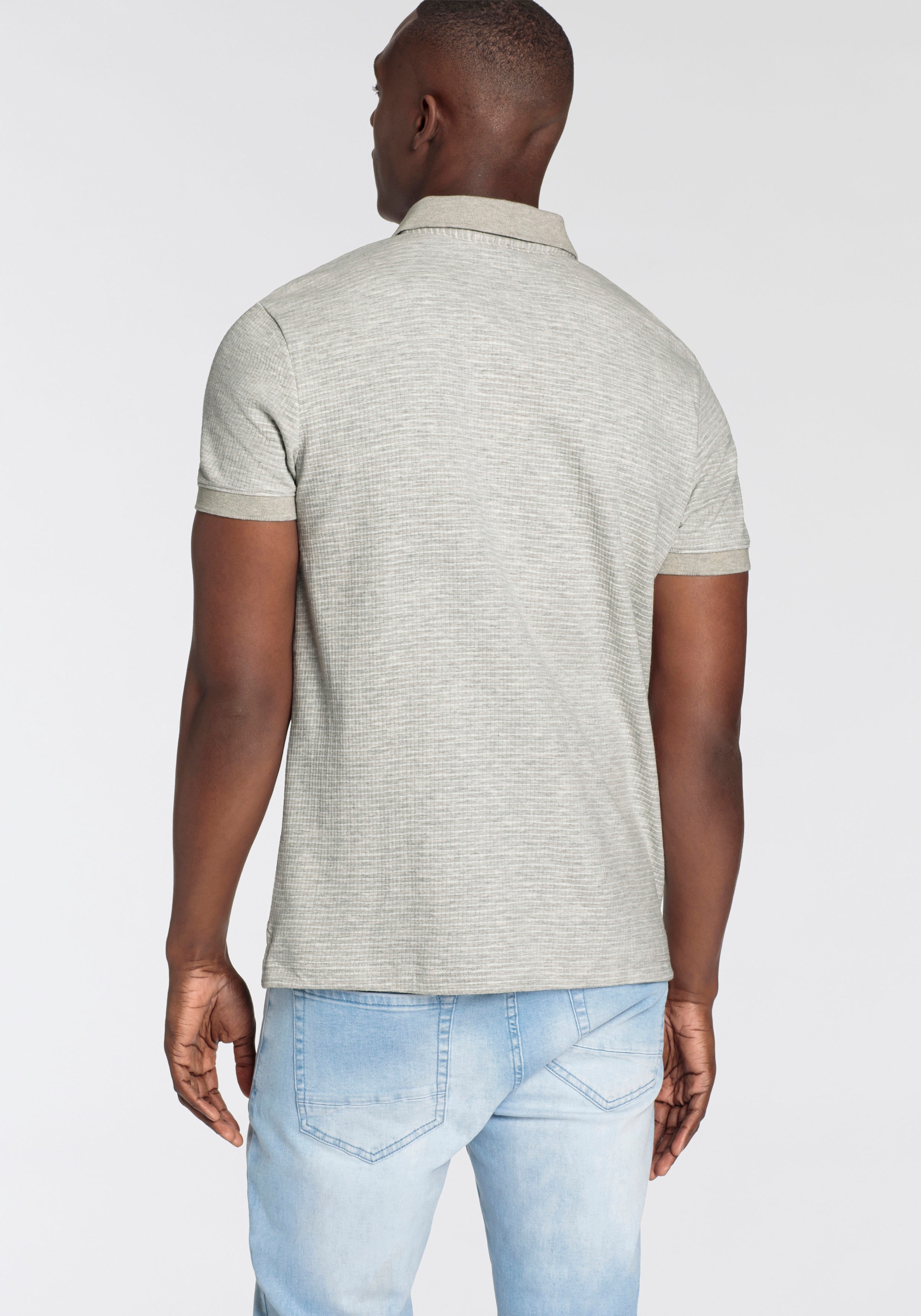 Bruno Banani Poloshirt, mit besonderer Materialstruktur