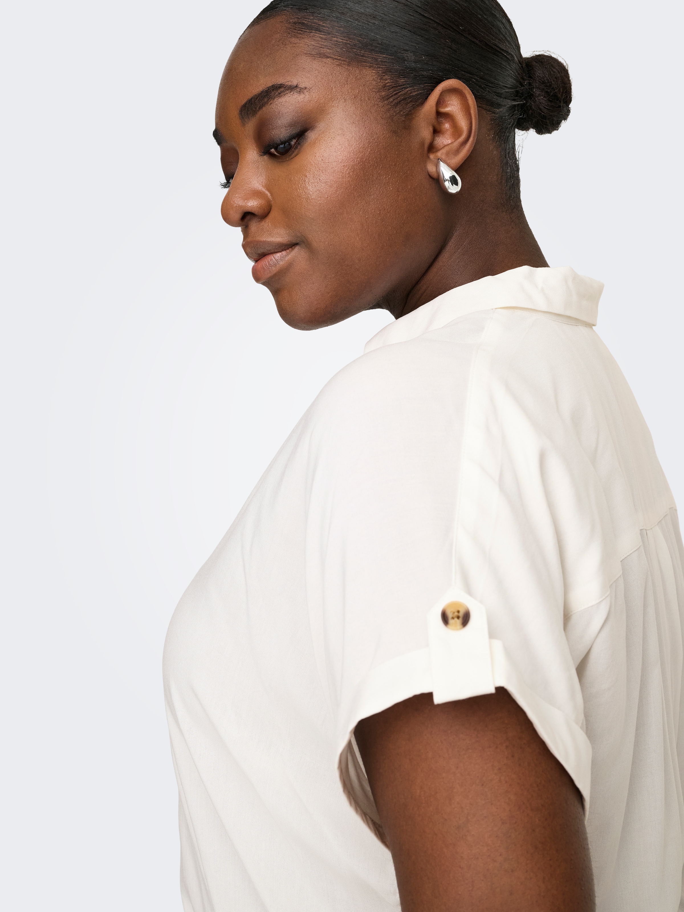 ONLY CARMAKOMA Kurzarmbluse »CARYASMIN SHIRT S/S WVN NOOS« Viskose