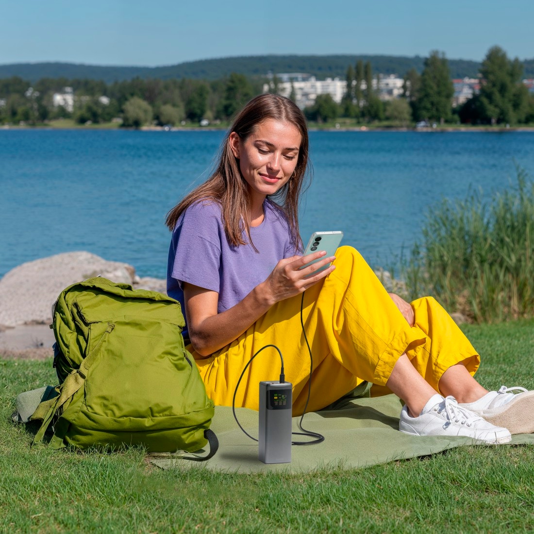 Hama Powerbank »Powerbank (65 W, 20000 mAh, 2x USB-C, 1x USB-A, Schnellladen)« 4.900 mAh