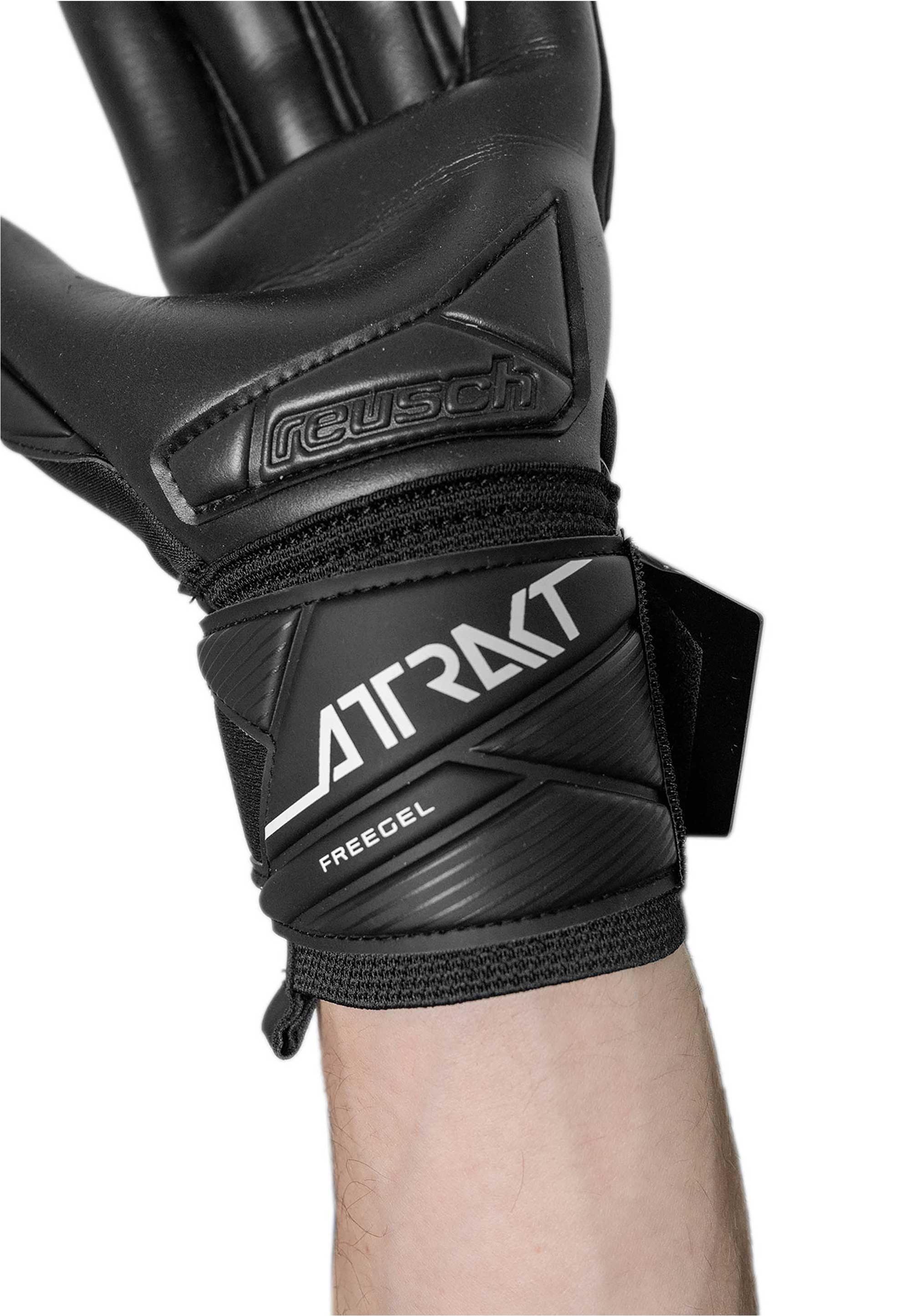 Reusch Torwarthandschuhe »Attrakt Freegel Infinity« sitzen komfortabel und bequem