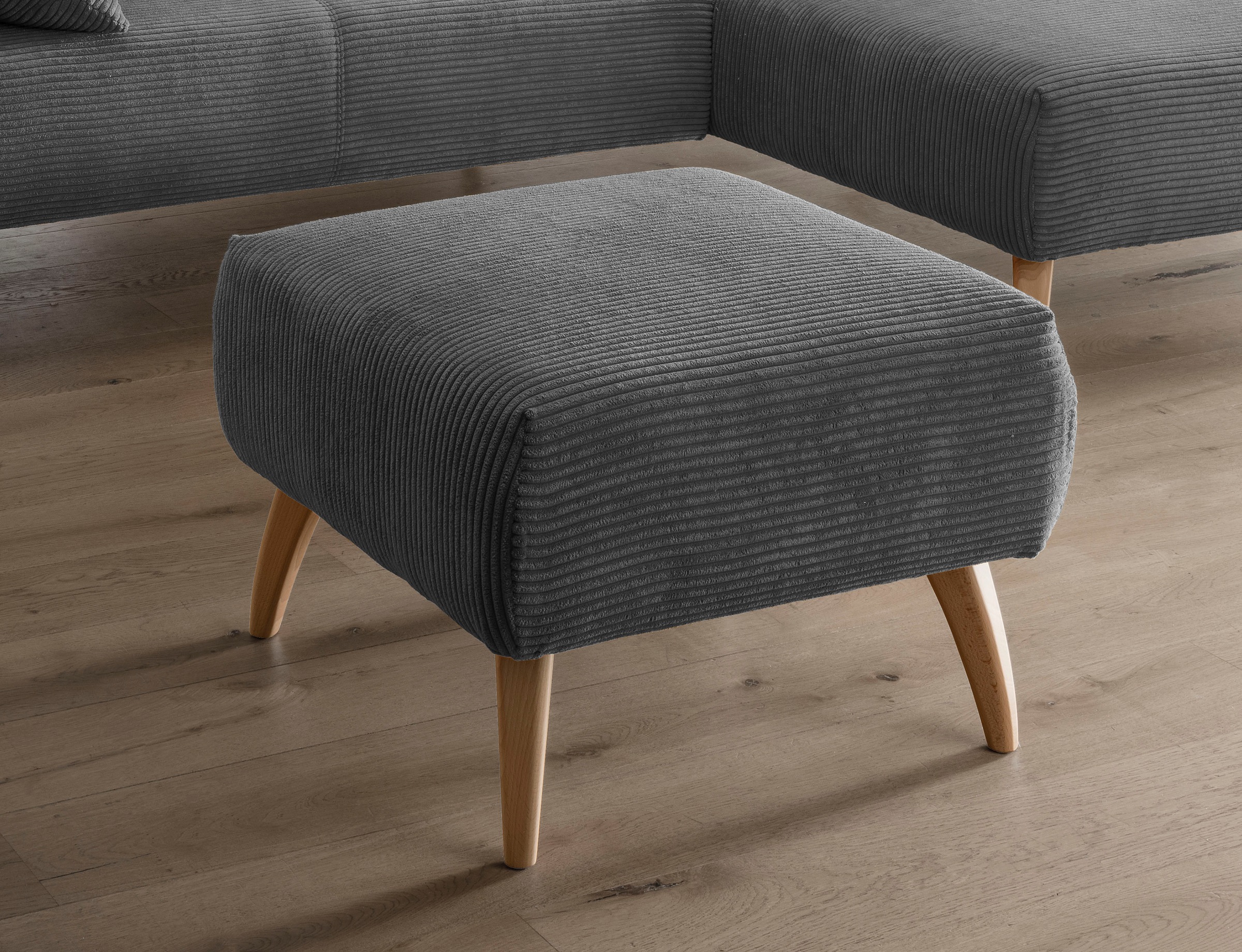 INOSIGN Polsterhocker »Colori«, Holzfußfarbe wählbar, verschiedene Stoffe, hochwertige Stoffqualität