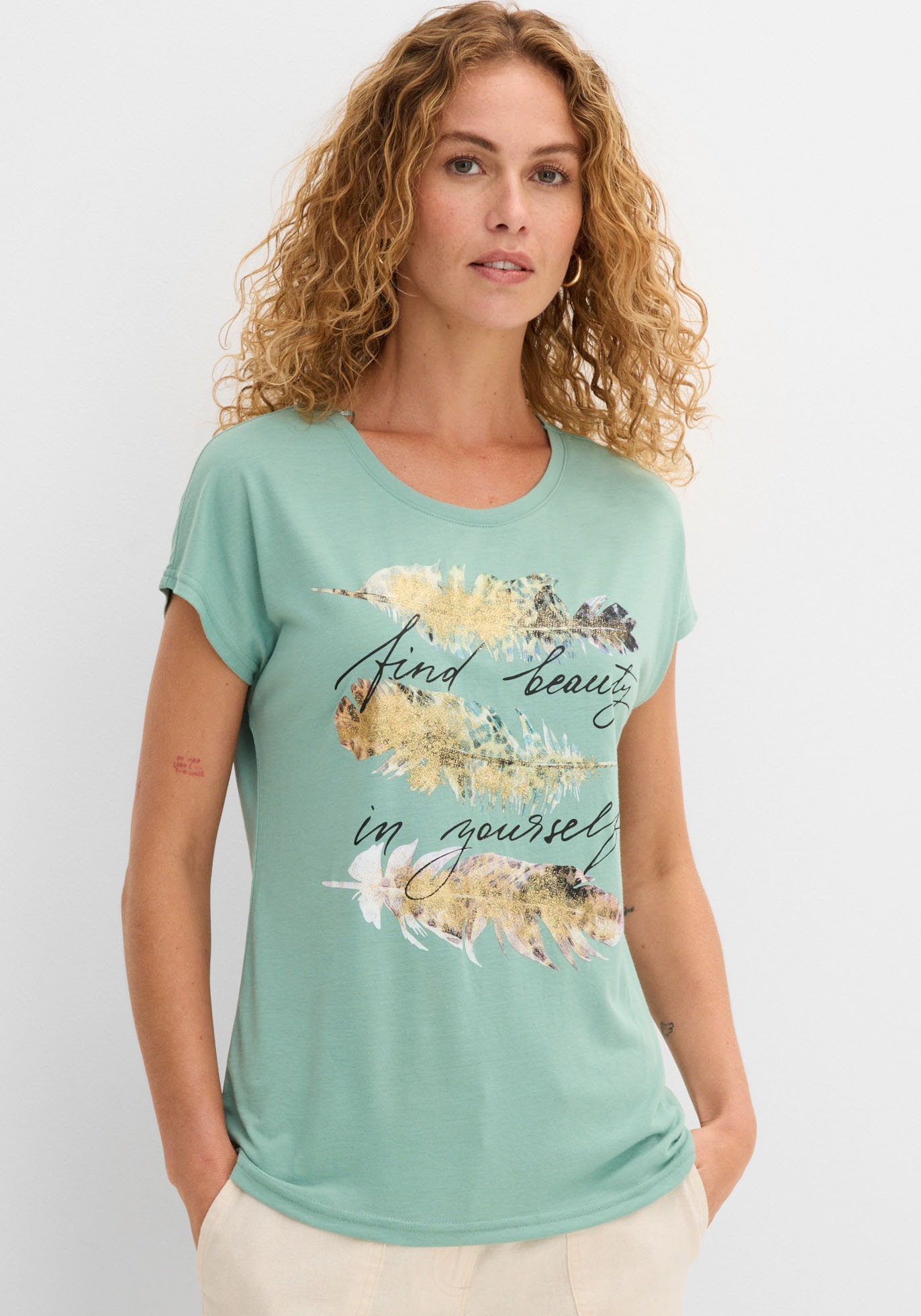 bonprix T-Shirt "T-Shirt mit Glitzerdruck" schmale Passform, Kurzarm, mit Glitzerdruck