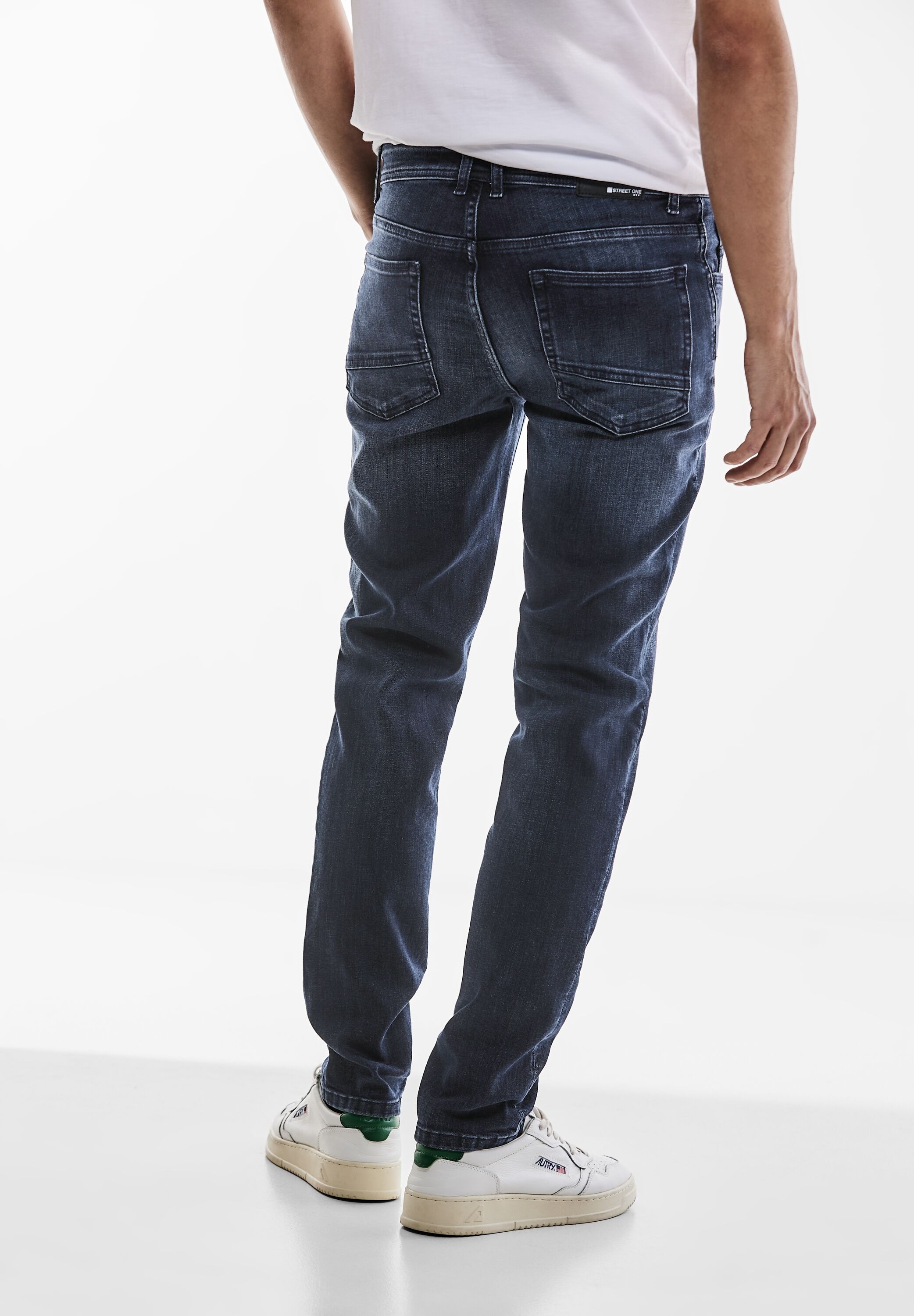 STREET ONE MEN Gerade Jeans, softer Materialmix