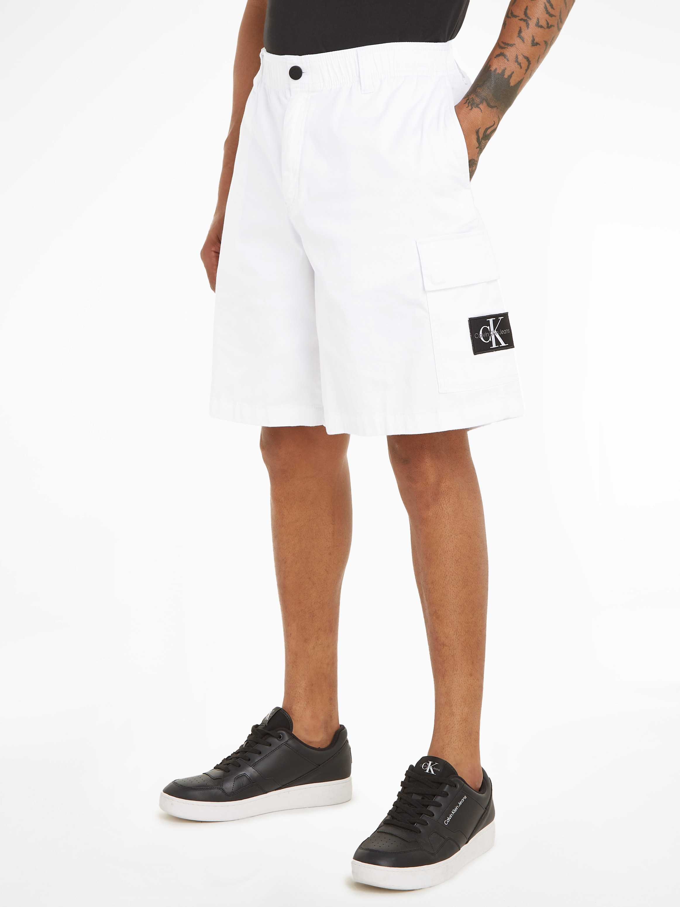 Calvin Klein Jeans Cargohose "CARGO SHORT", mit Logopatch