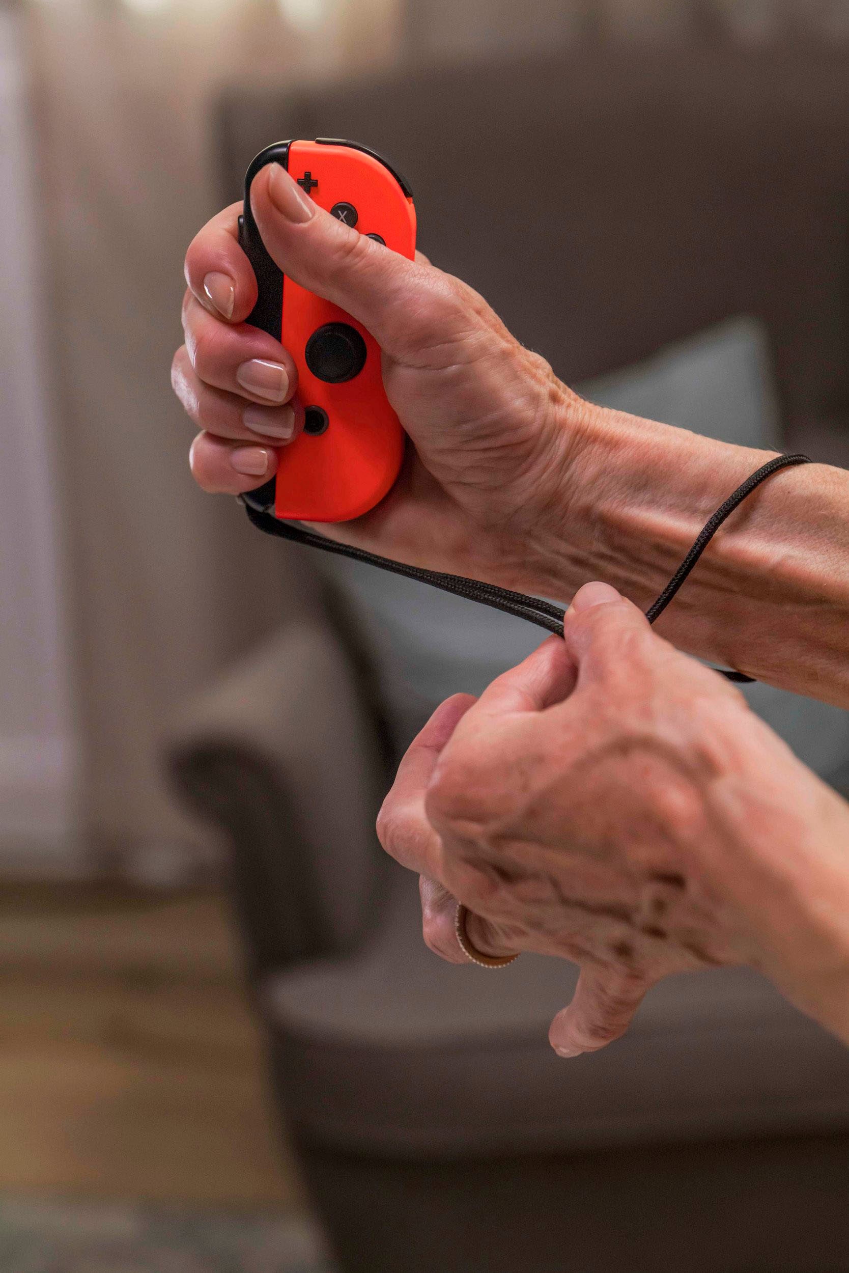 Nintendo Switch Spielekonsole »Switch + Big Brain Academy: Kopf an Kopf + Everybody 1-2-Switch!«