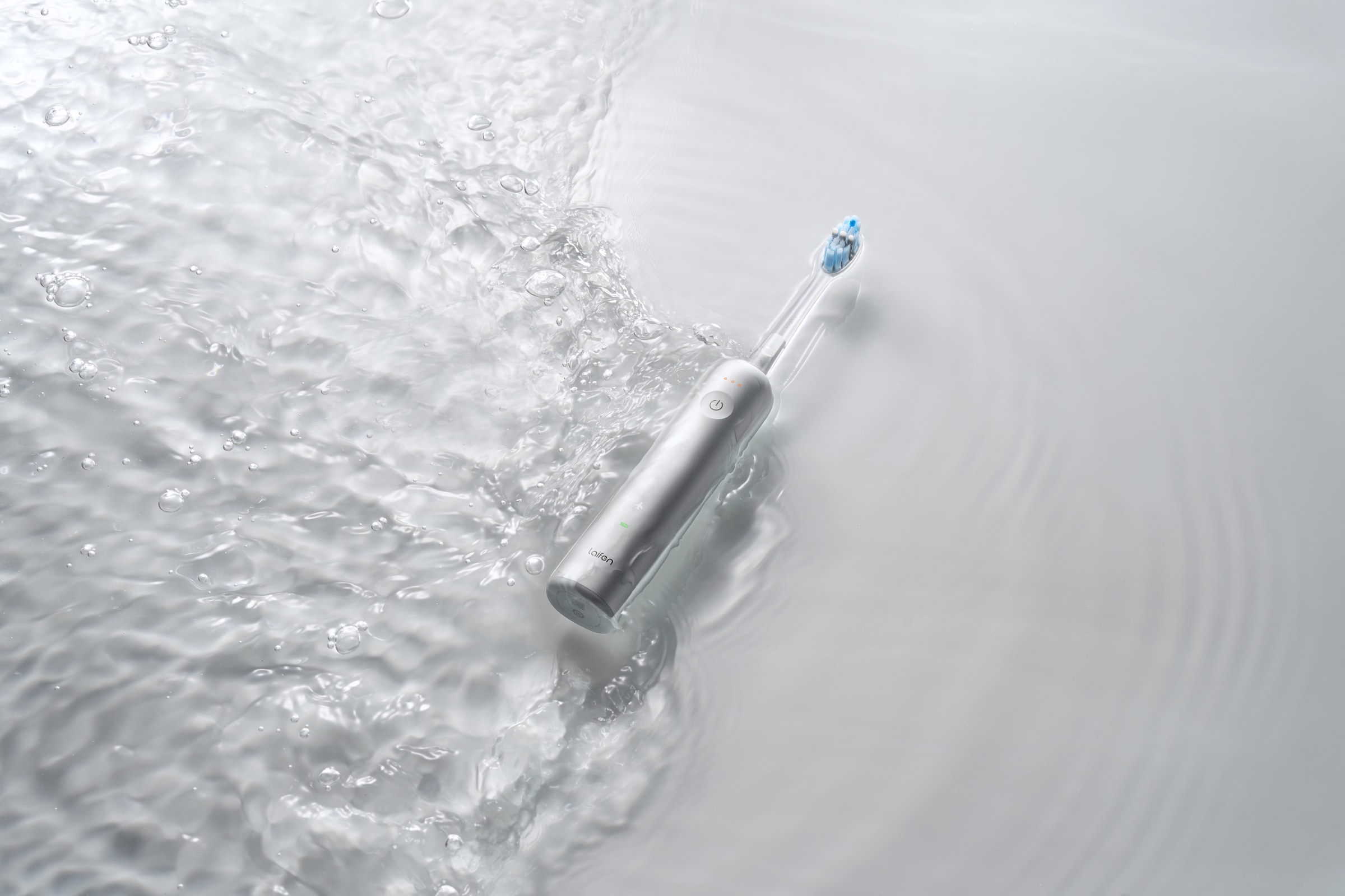 laifen Elektrische Zahnbürste »Wave Pro« 2 Stk. Aufsteckbürsten 60°-Oszillation, 66.000 Vibrationen/min, Drucksensor, 2 Modi