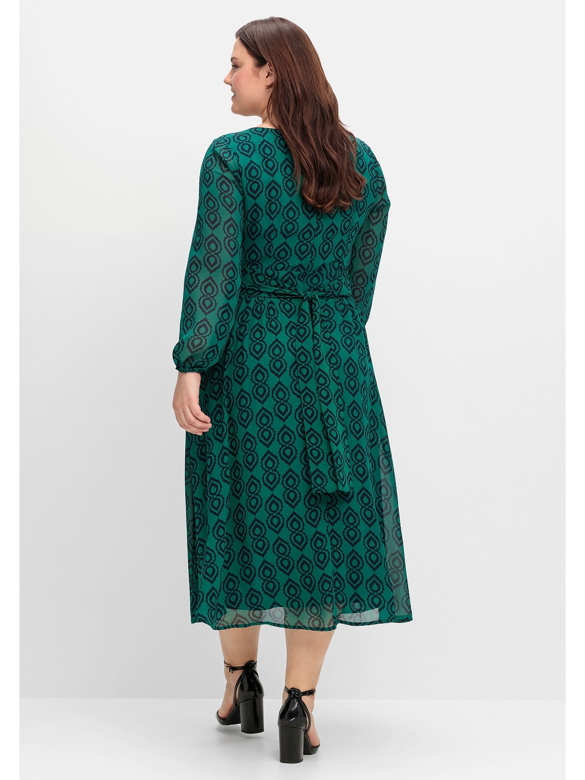 sheego by Joe Browns Chiffonkleid »Große Größen«, mit grafischem Muster, aus Georgette