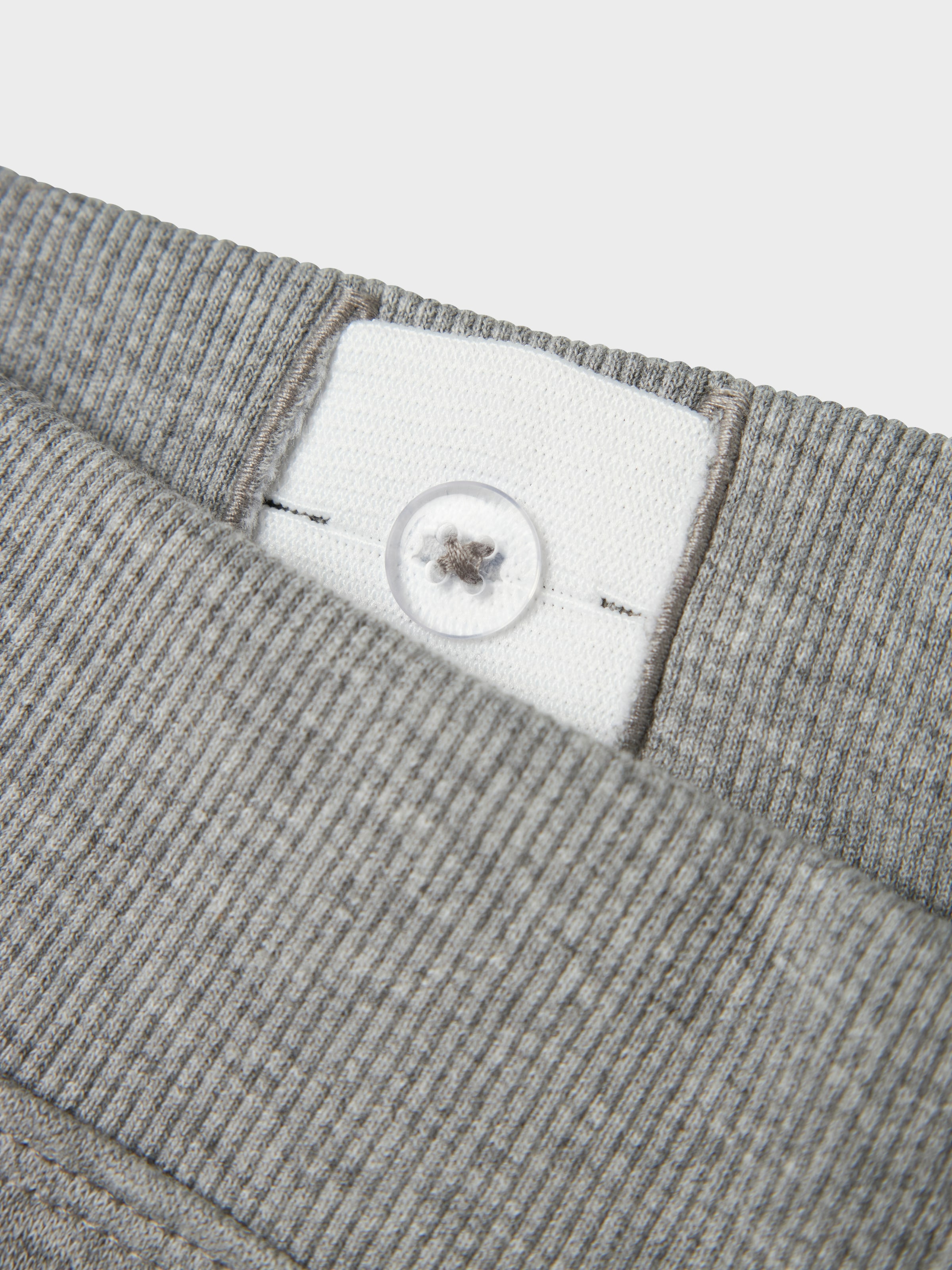 Name It Jogginghose »NKMVIMO SWE PANT BRU NOOS«, mit kontrastfarbigen Reißverschluss-Taschen