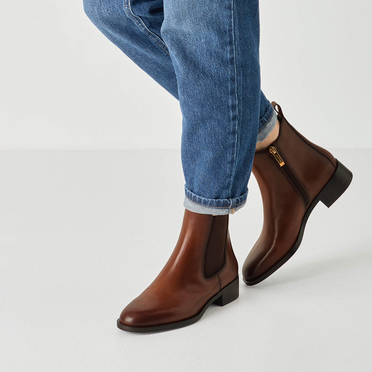 Tamaris Chelseaboots  Blockabsatz, Stiefelette mit praktischem Innenreißverschluss