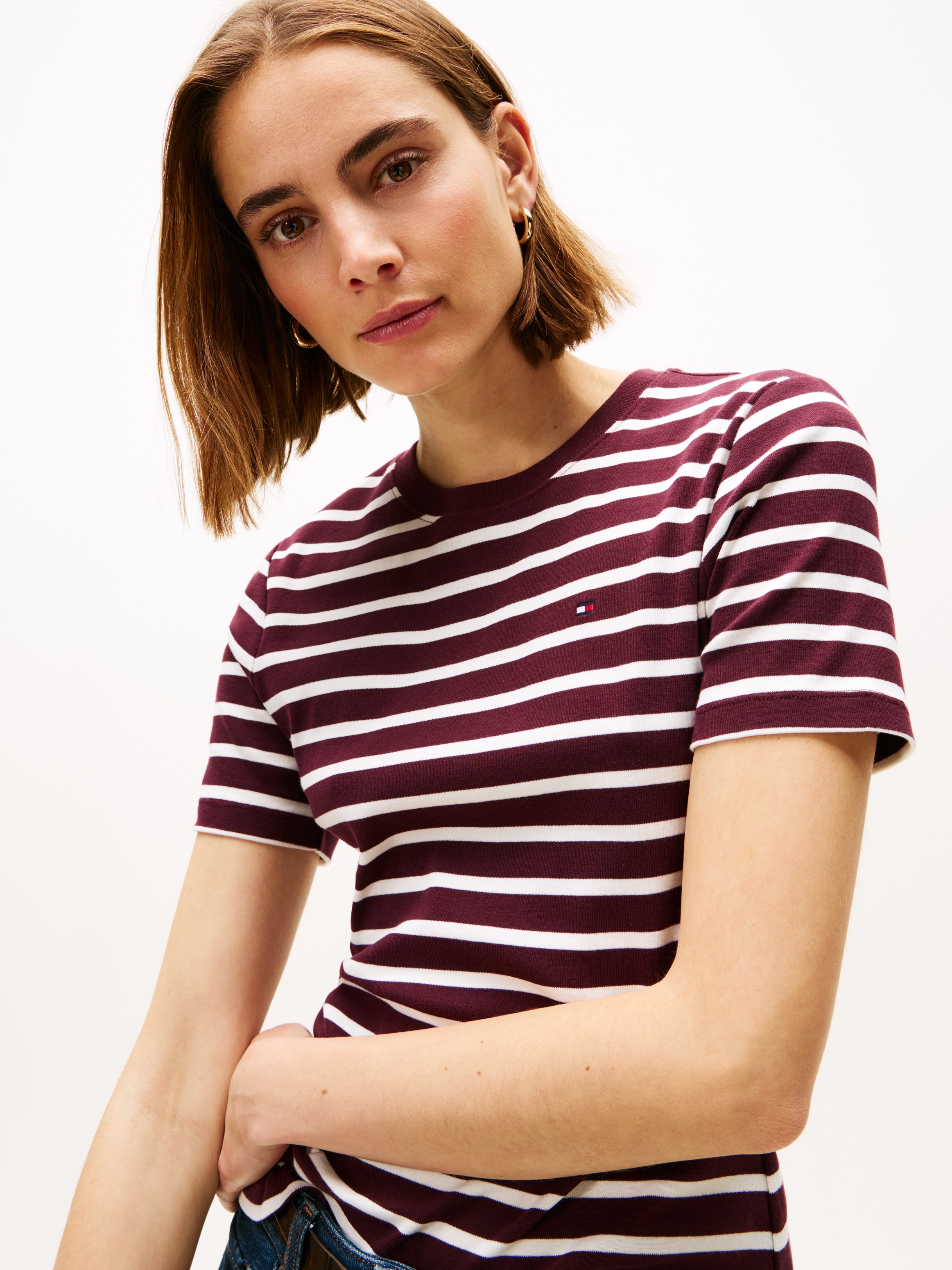 Tommy Hilfiger T-Shirt "SLIM CODY C-NK SS", mit Logostickerei günstig online kaufen