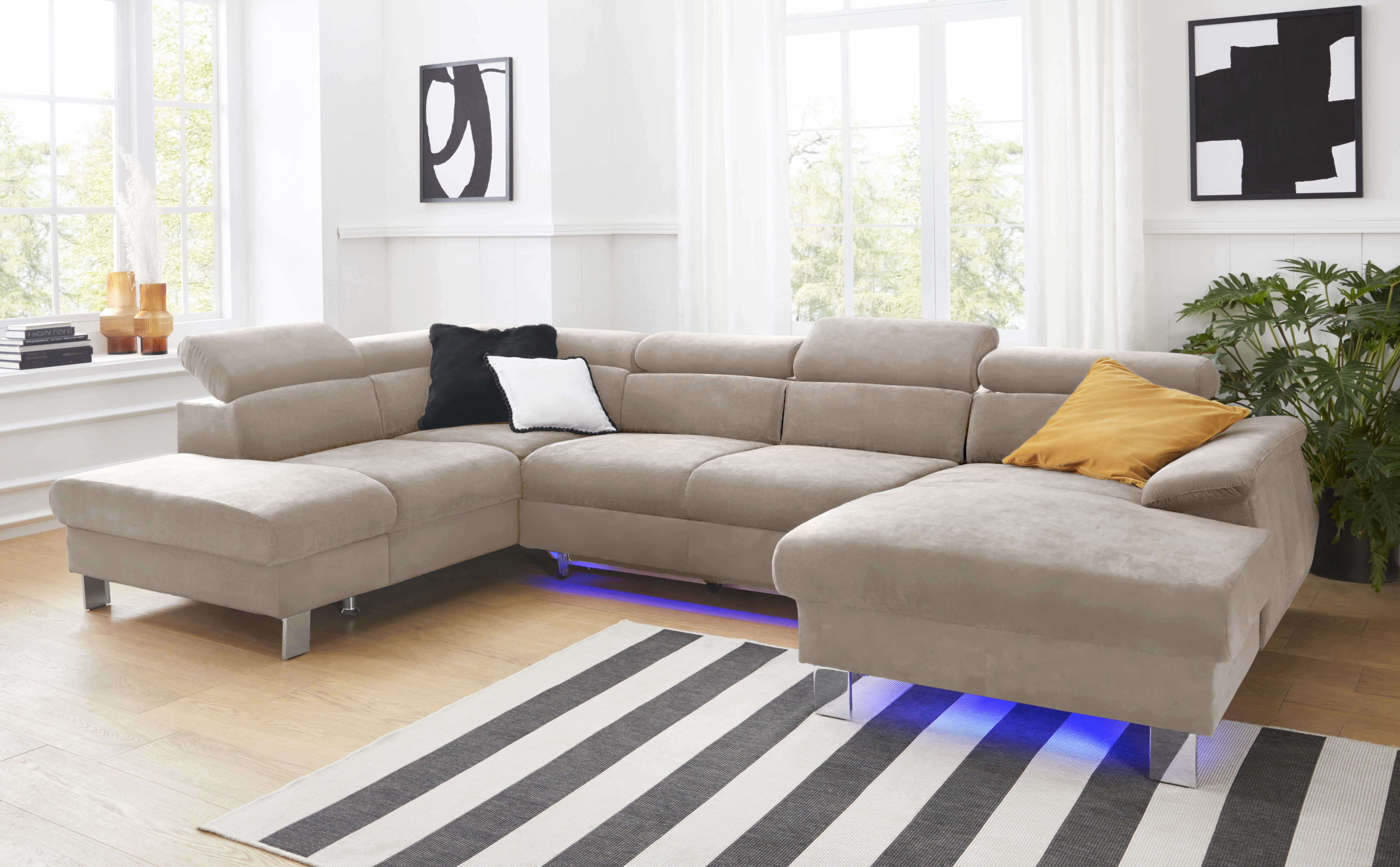 COTTA Wohnlandschaft "Komaris U-Form, B: 320 cm" mit Kopfteilverstellung, optional Schlaffunktion, Bettkasten & Licht