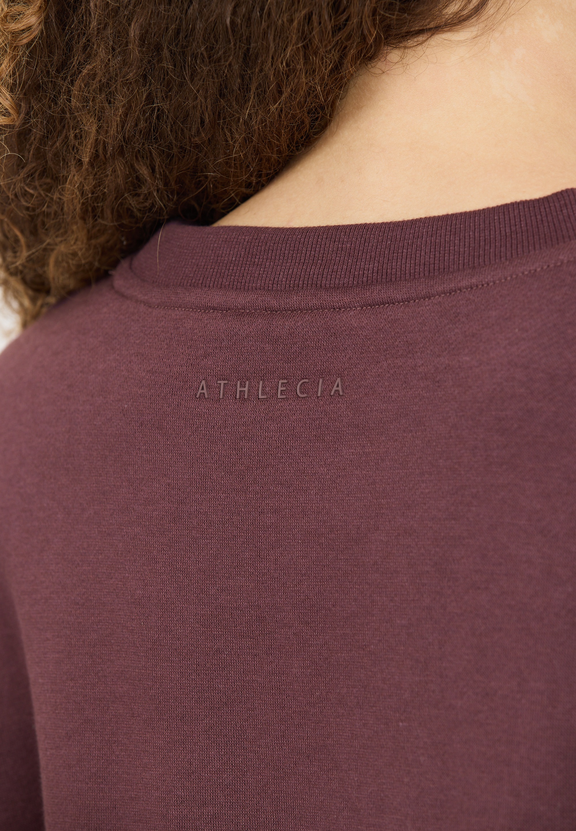 ATHLECIA Sweatshirt »Giannis«, mit atmungsaktivem Design