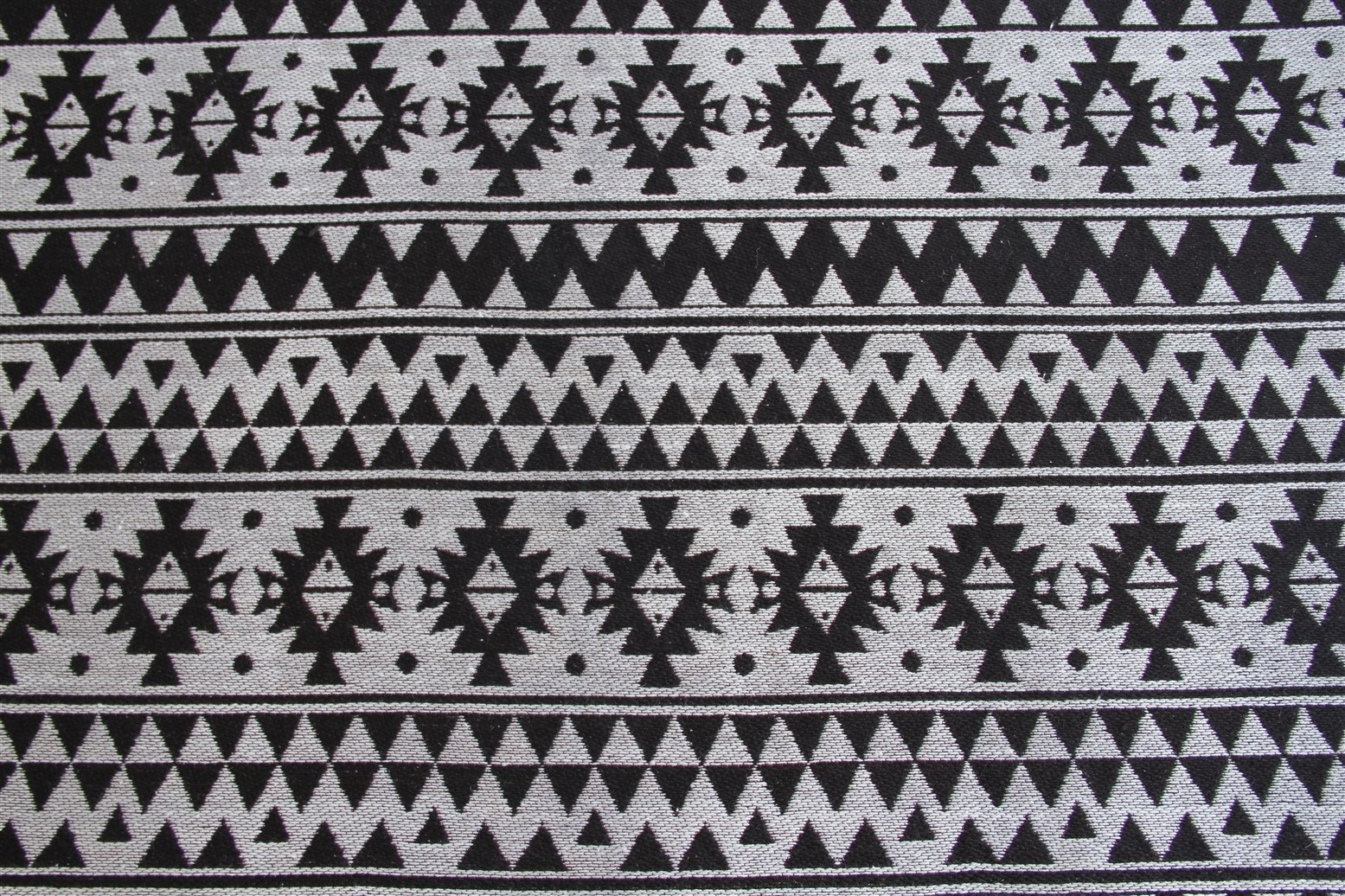 KAYOOM Sunny 210 Rug Black 120x120cm 3
