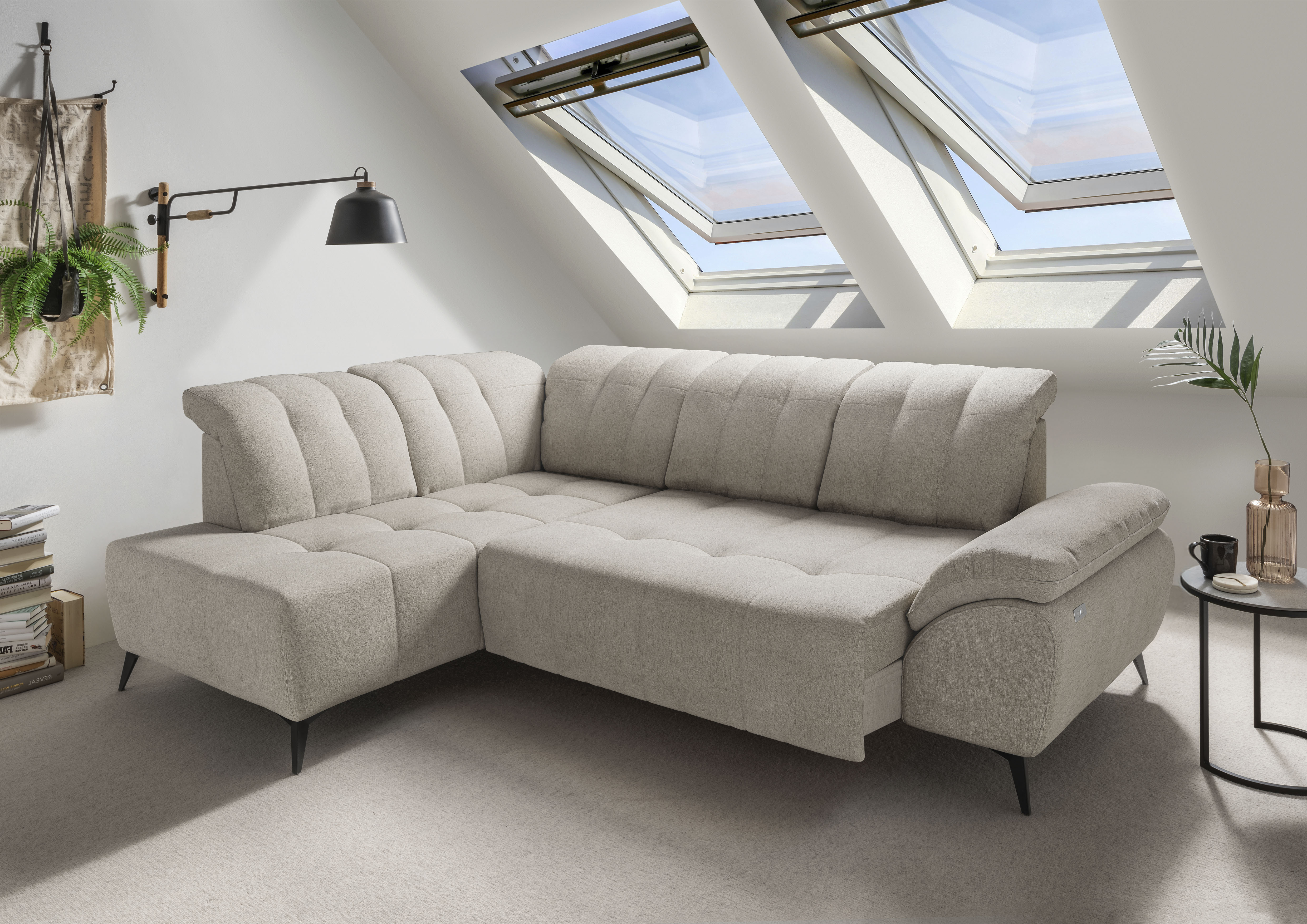 Home affaire Ecksofa "Fiore modern, bequeme Armlehne, tolle Detailverarbeitung, L-Form" elektrischer Sitzvorschub und Kopfstützen höhenverstellbar